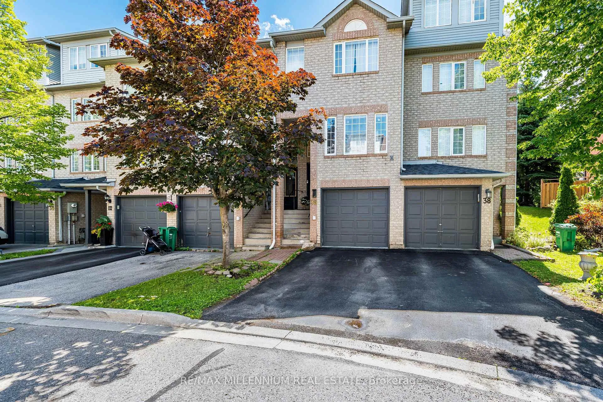 Photo 1 of Unit 36, 36 Spadina Road, Brampton, Brampton West — HOMEH