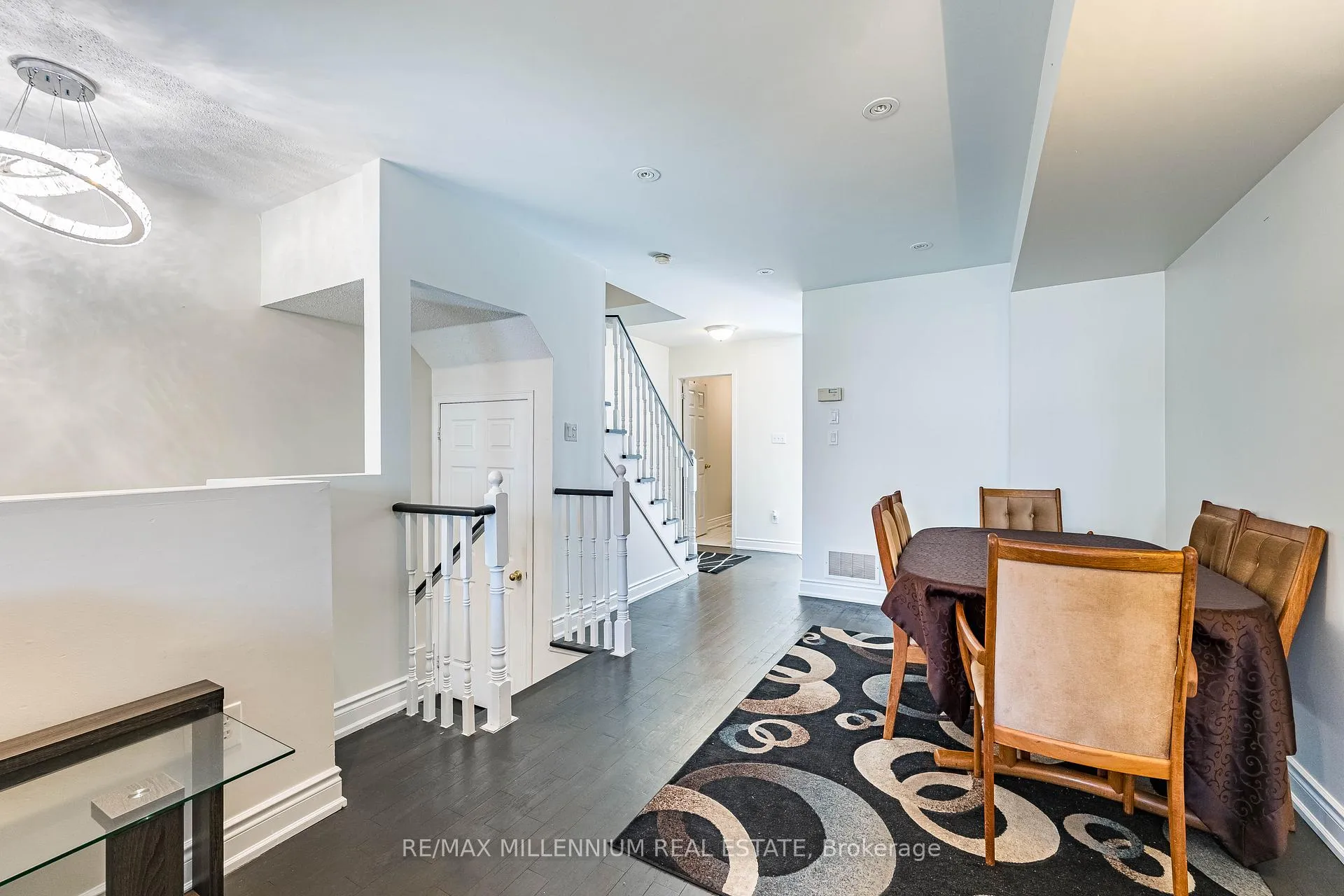 Photo 7 of Unit 36, 36 Spadina Road, Brampton, Brampton West — HOMEH