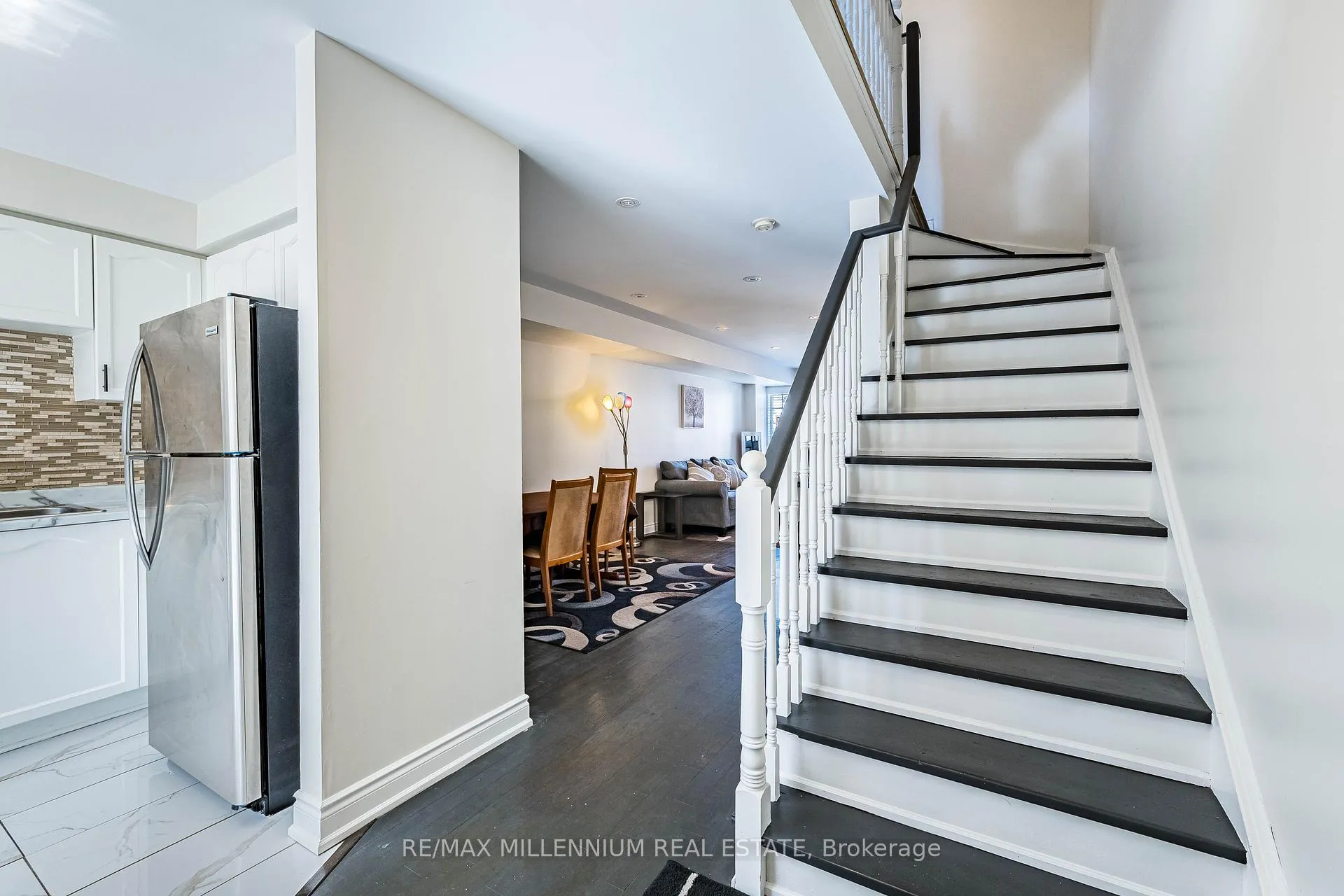 Photo 9 of Unit 36, 36 Spadina Road, Brampton, Brampton West — HOMEH