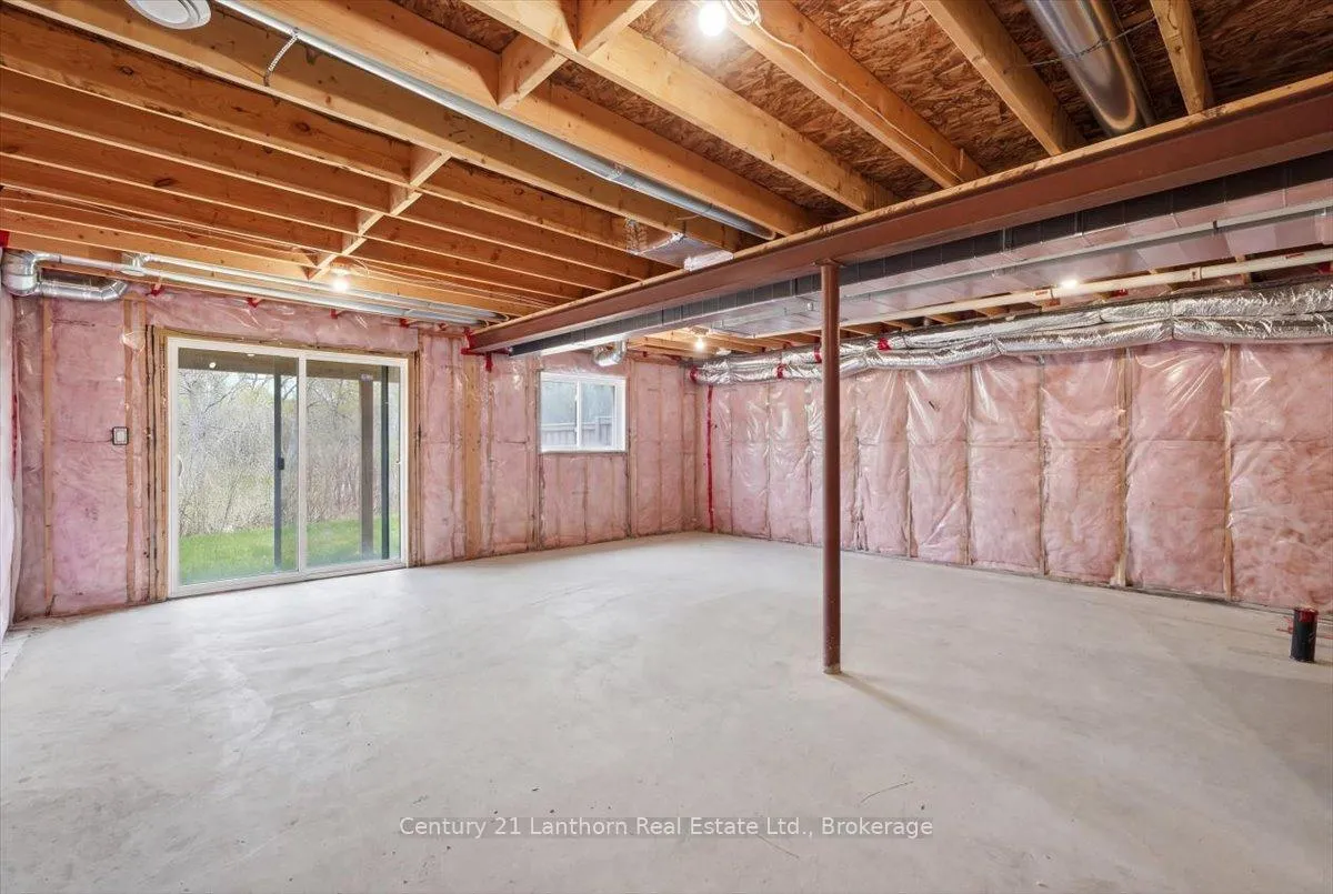 Photo 24 of 75 Markland Avenue, Prince Edward County, Picton Ward — HOMEH