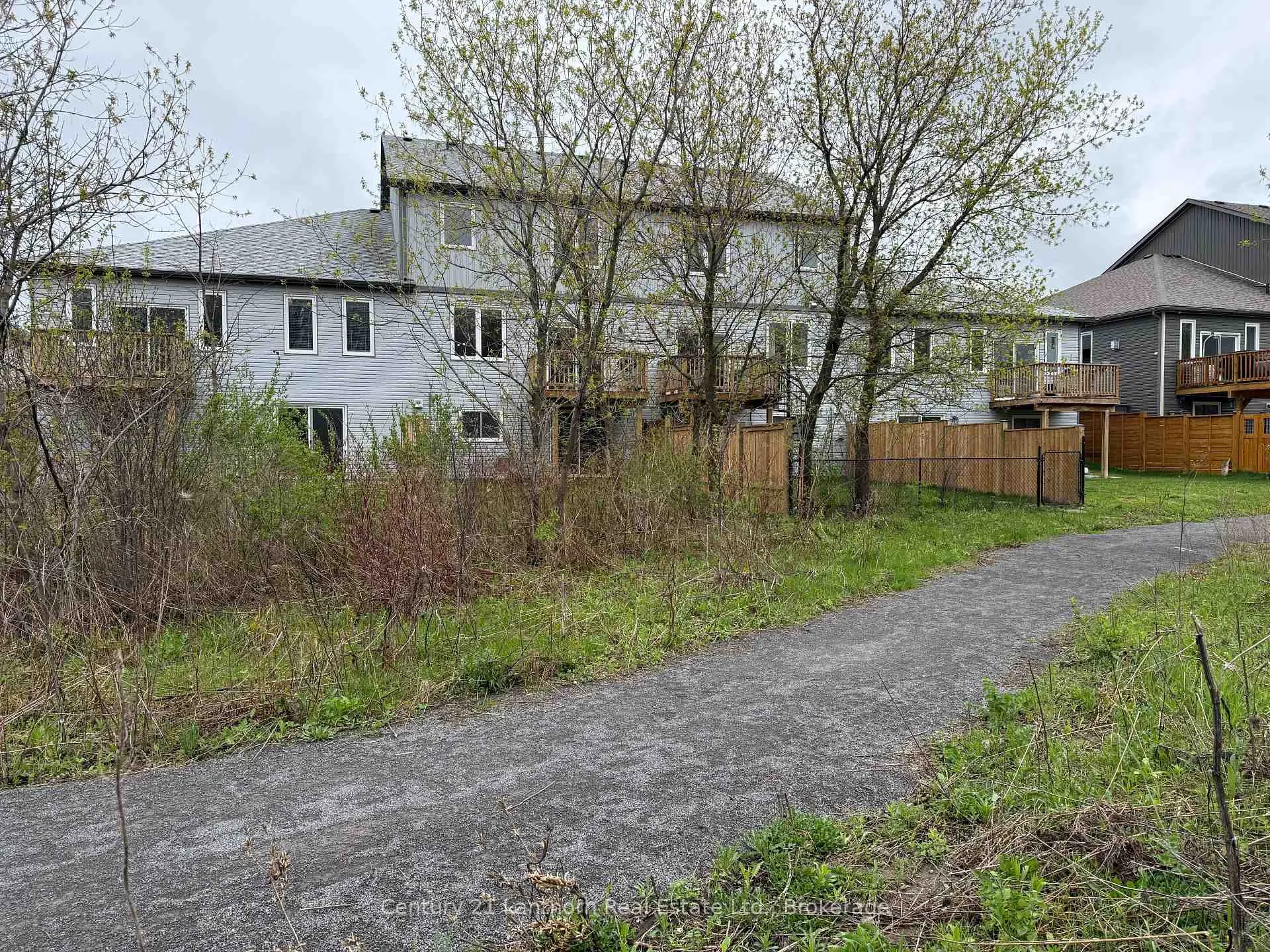 Photo 30 of 75 Markland Avenue, Prince Edward County, Picton Ward — HOMEH