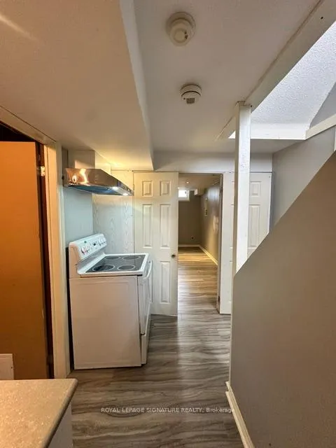 Photo 14 of Unit Bsmt, 156 Twin Pines Crescent, Brampton, Northwest Sandalwood Parkway — HOMEH