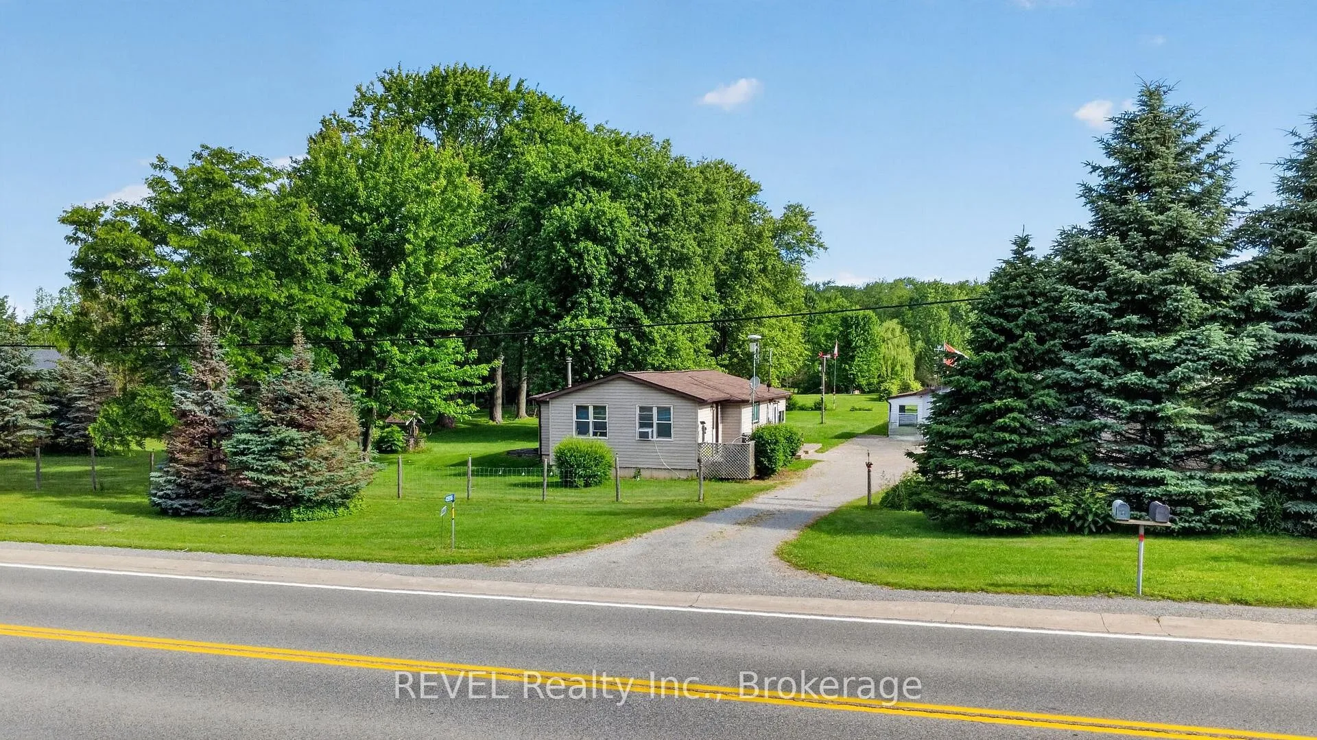 Photo 18 of 43956 Hwy 3, Wainfleet, Marshville/Winger — HOMEH