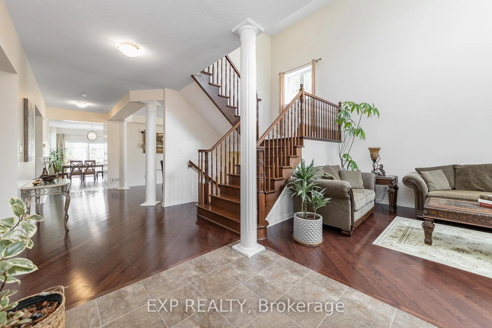 Photo 5 of 167 Chenoa Way, Ottawa, Barrhaven - Stonebridge — HOMEH