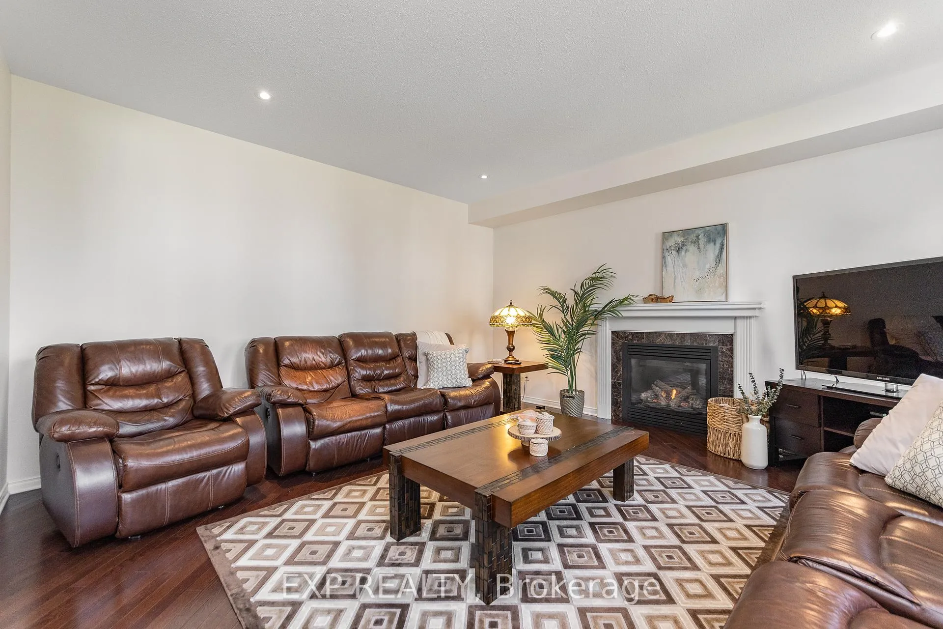 Photo 16 of 167 Chenoa Way, Ottawa, Barrhaven - Stonebridge — HOMEH