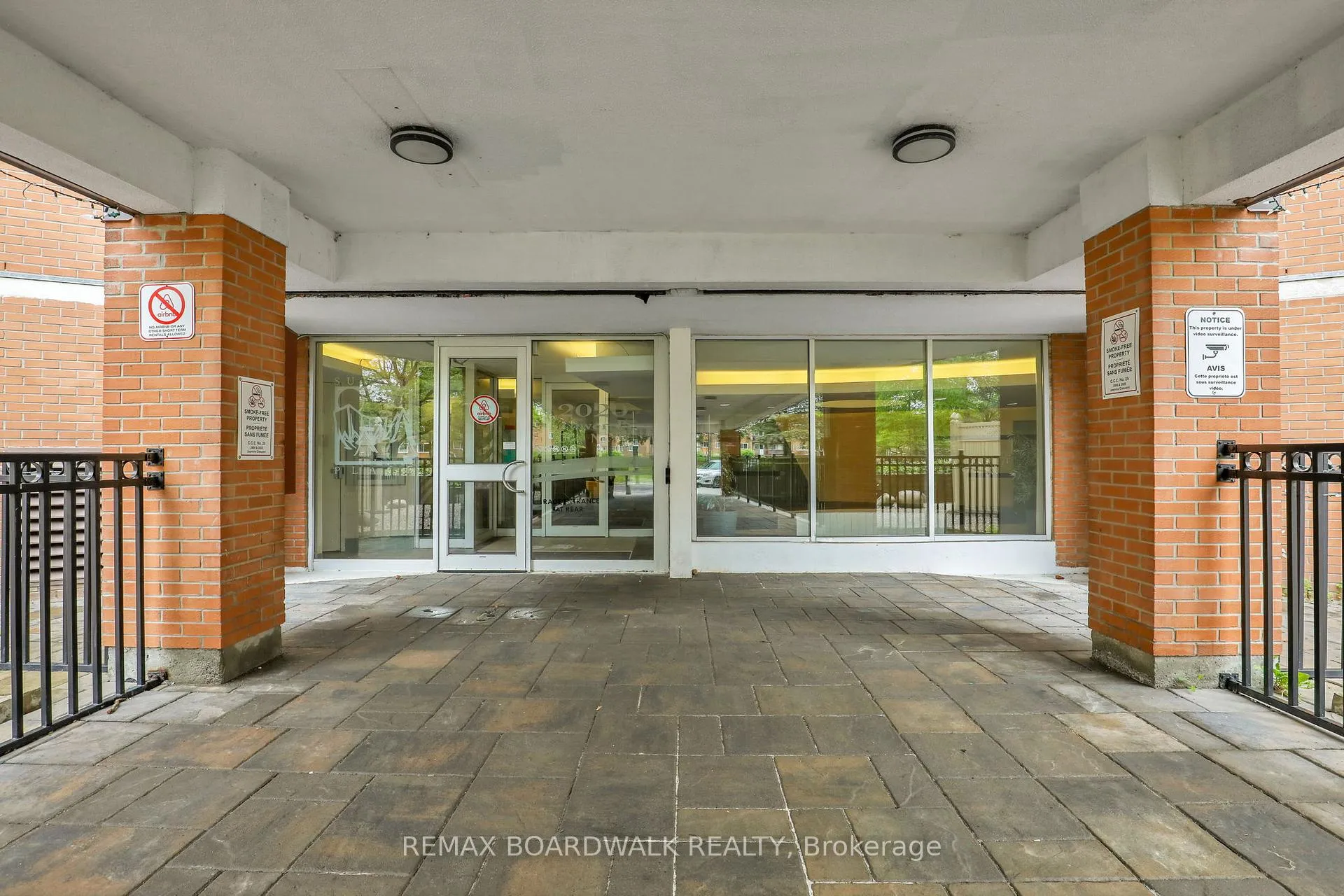 Photo 3 of Unit 115, 2020 Jasmine Crescent, Ottawa, Beacon Hill South — HOMEH