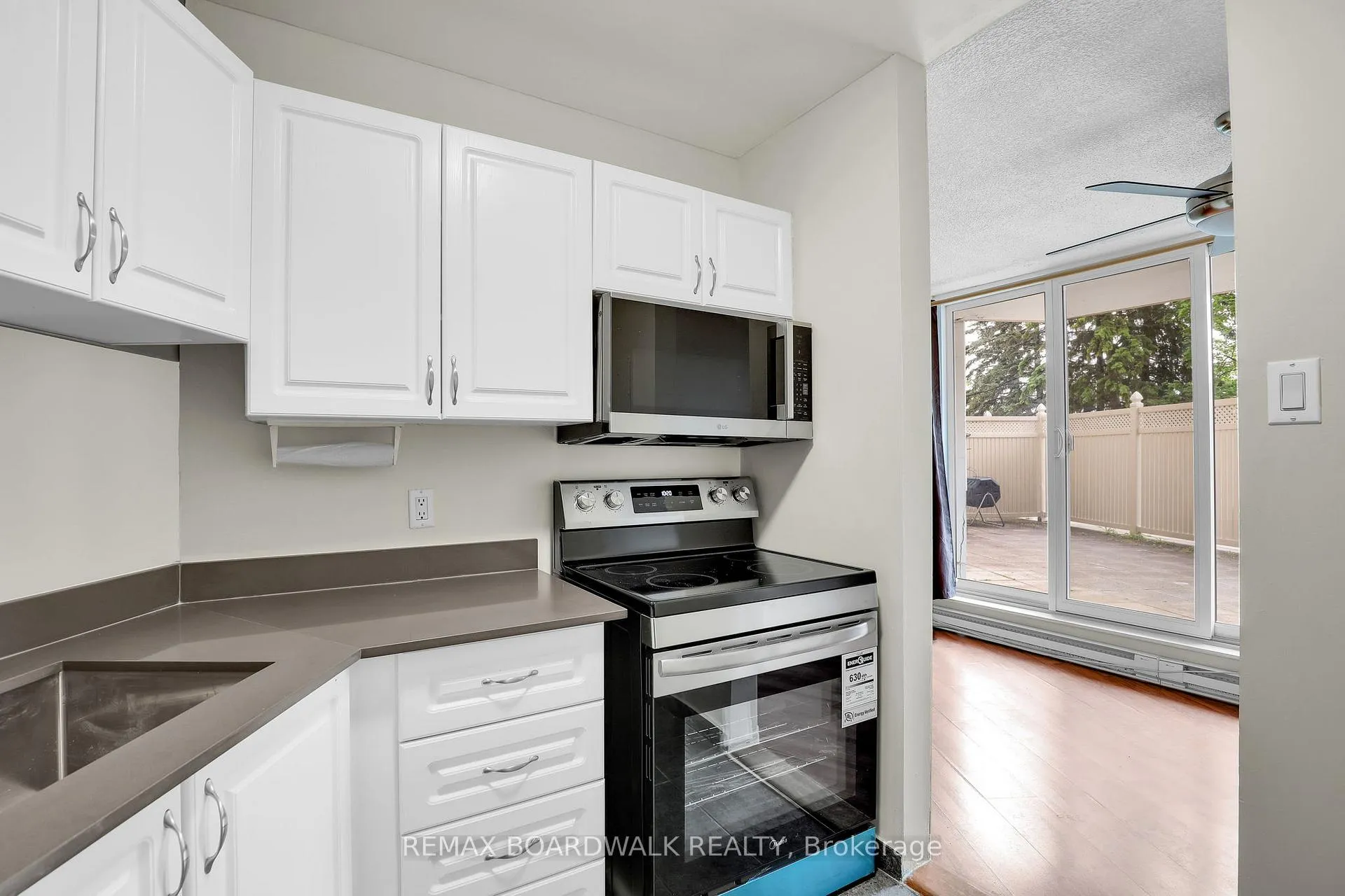 Photo 16 of Unit 115, 2020 Jasmine Crescent, Ottawa, Beacon Hill South — HOMEH
