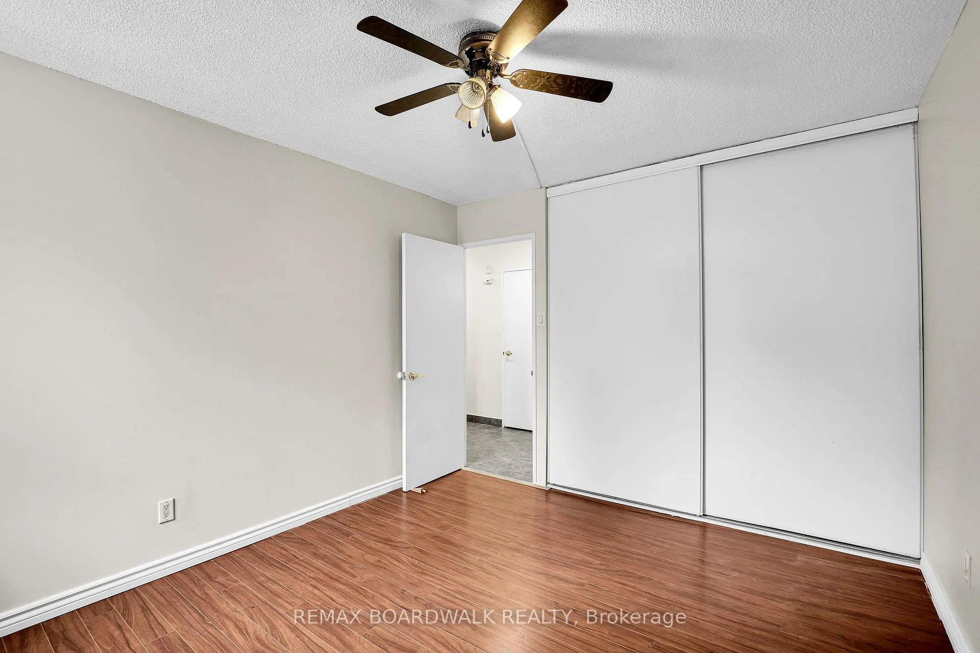 Photo 19 of Unit 115, 2020 Jasmine Crescent, Ottawa, Beacon Hill South — HOMEH