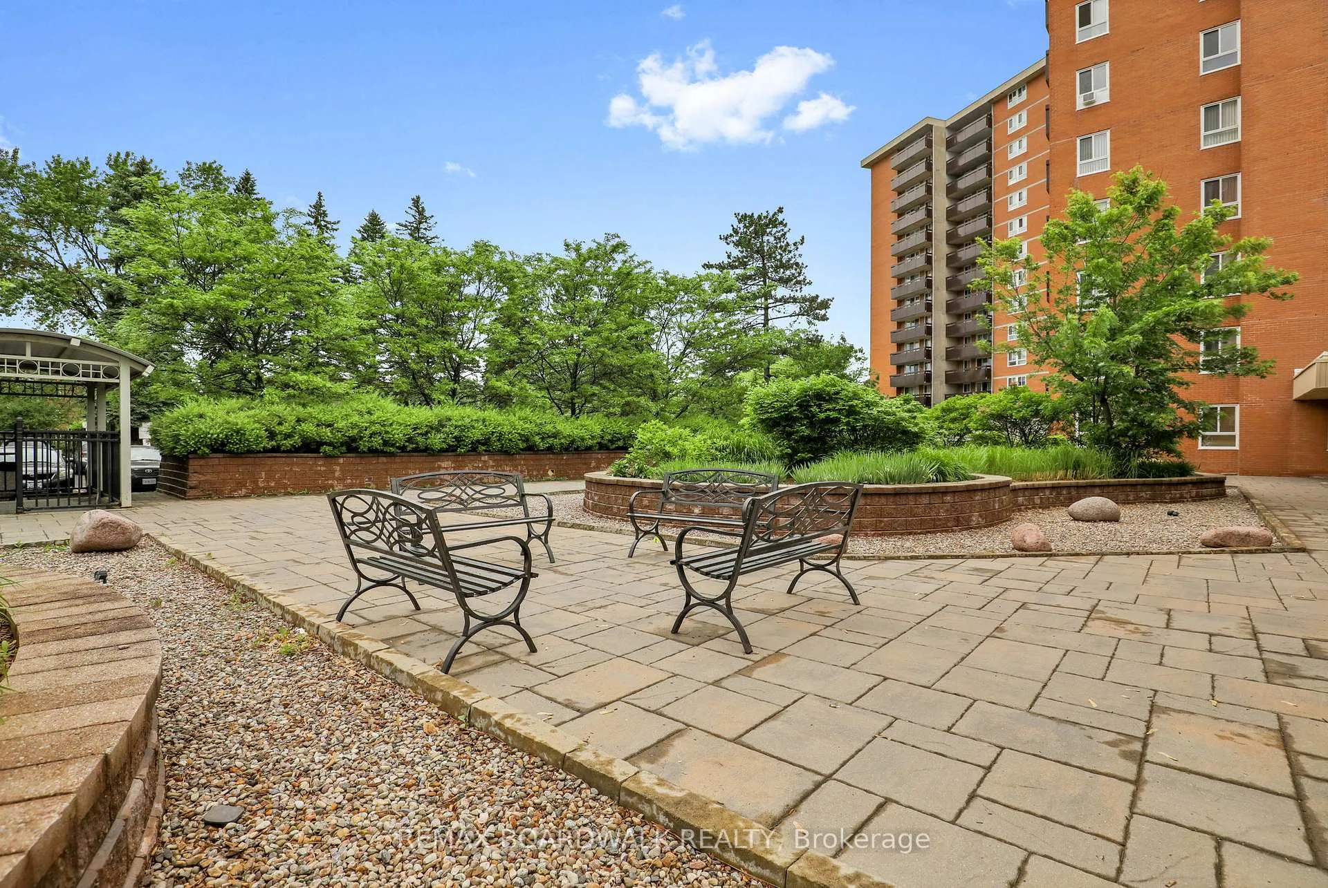 Photo 29 of Unit 115, 2020 Jasmine Crescent, Ottawa, Beacon Hill South — HOMEH
