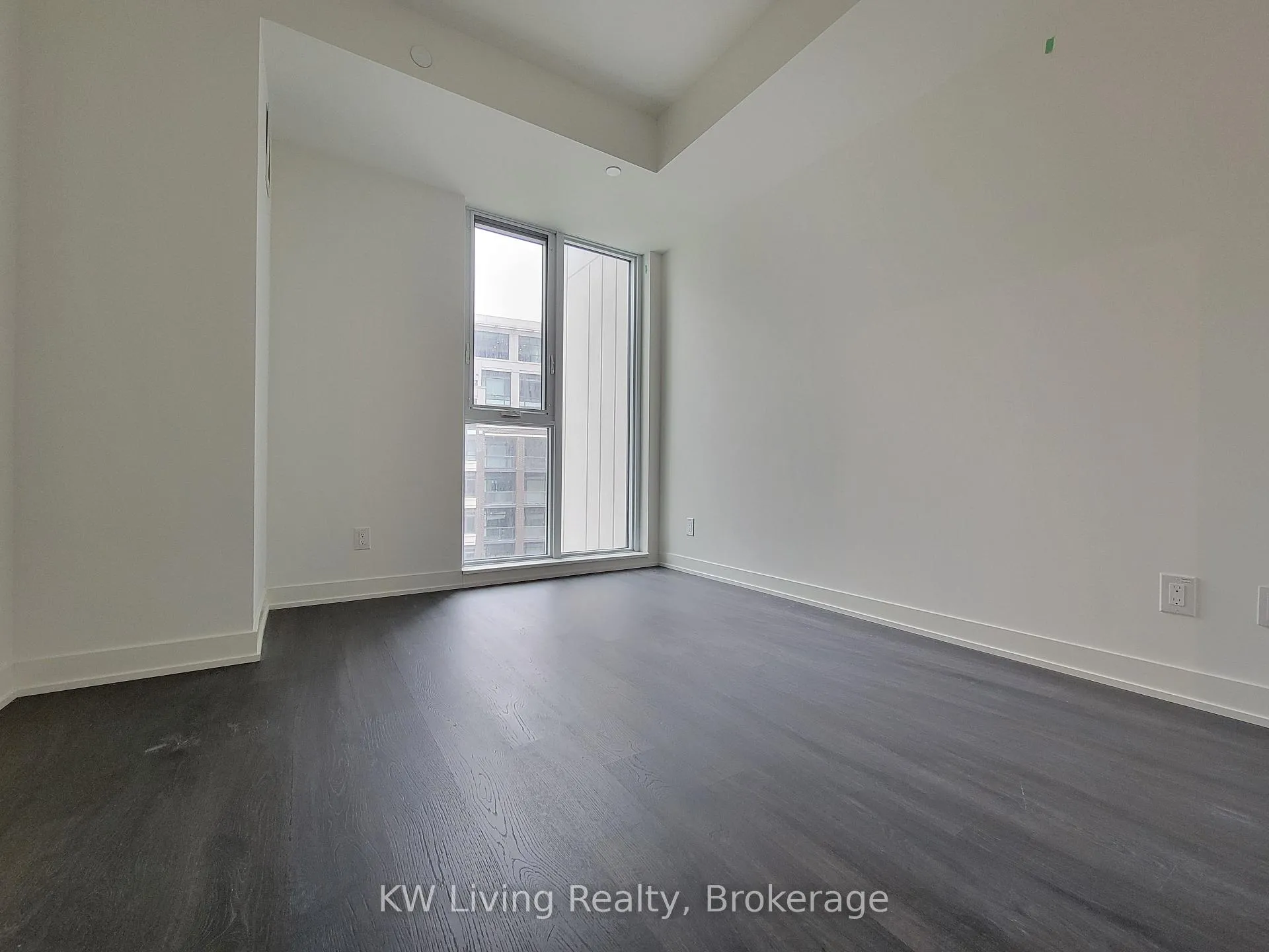 Photo 7 of Unit 923, 8119 Birchmount Road, Markham, Unionville — HOMEH