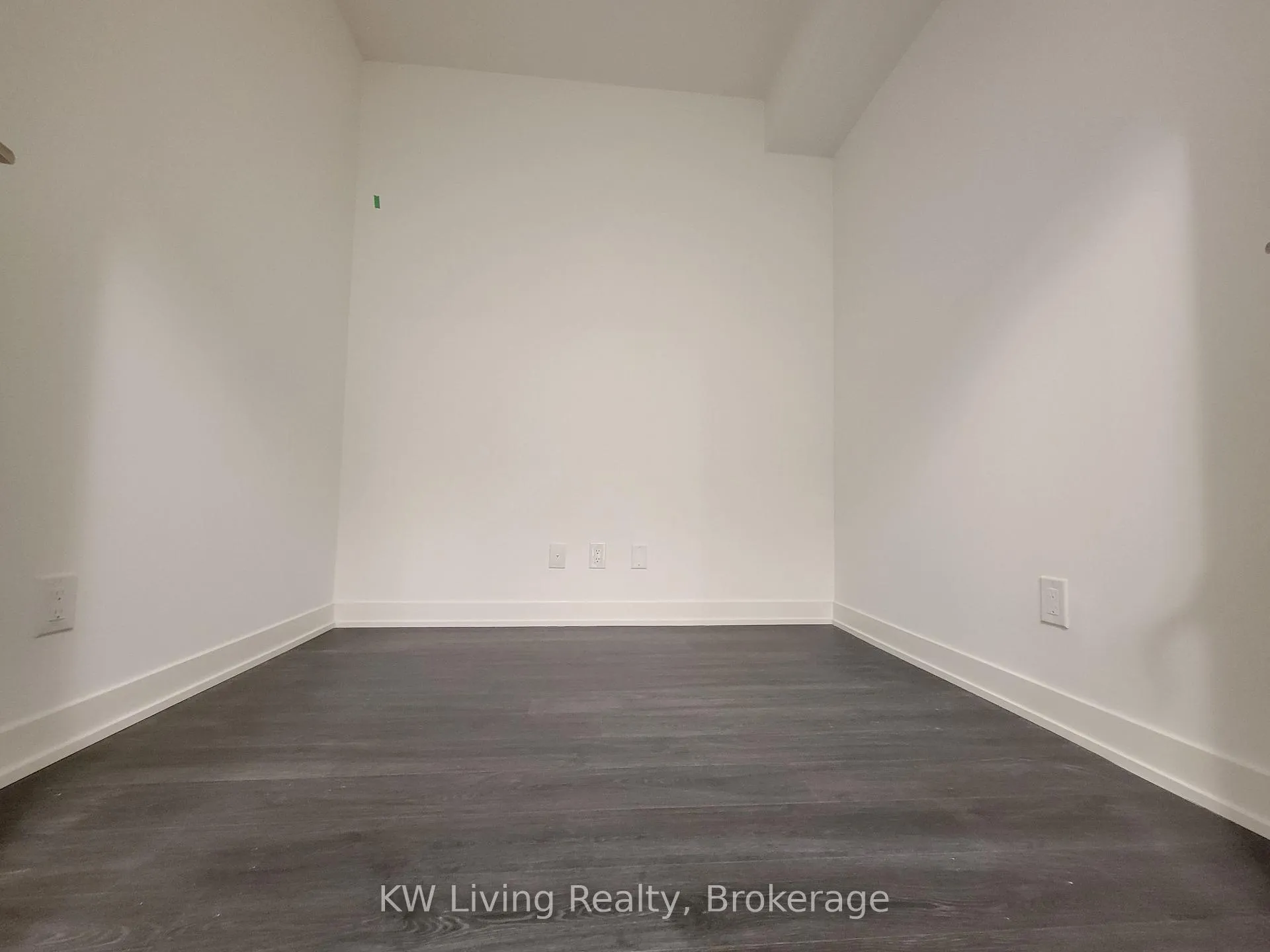 Photo 12 of Unit 923, 8119 Birchmount Road, Markham, Unionville — HOMEH