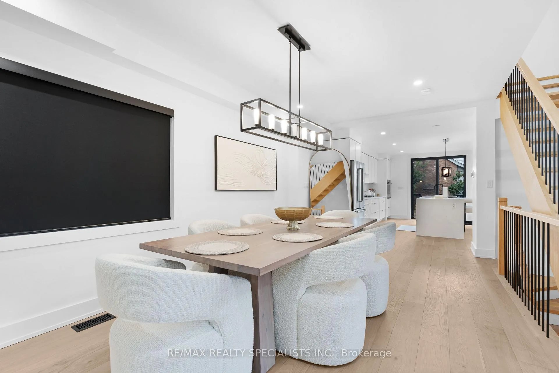 Photo 10 of 997 Mount Pleasant Road, Toronto, Mount Pleasant East — HOMEH