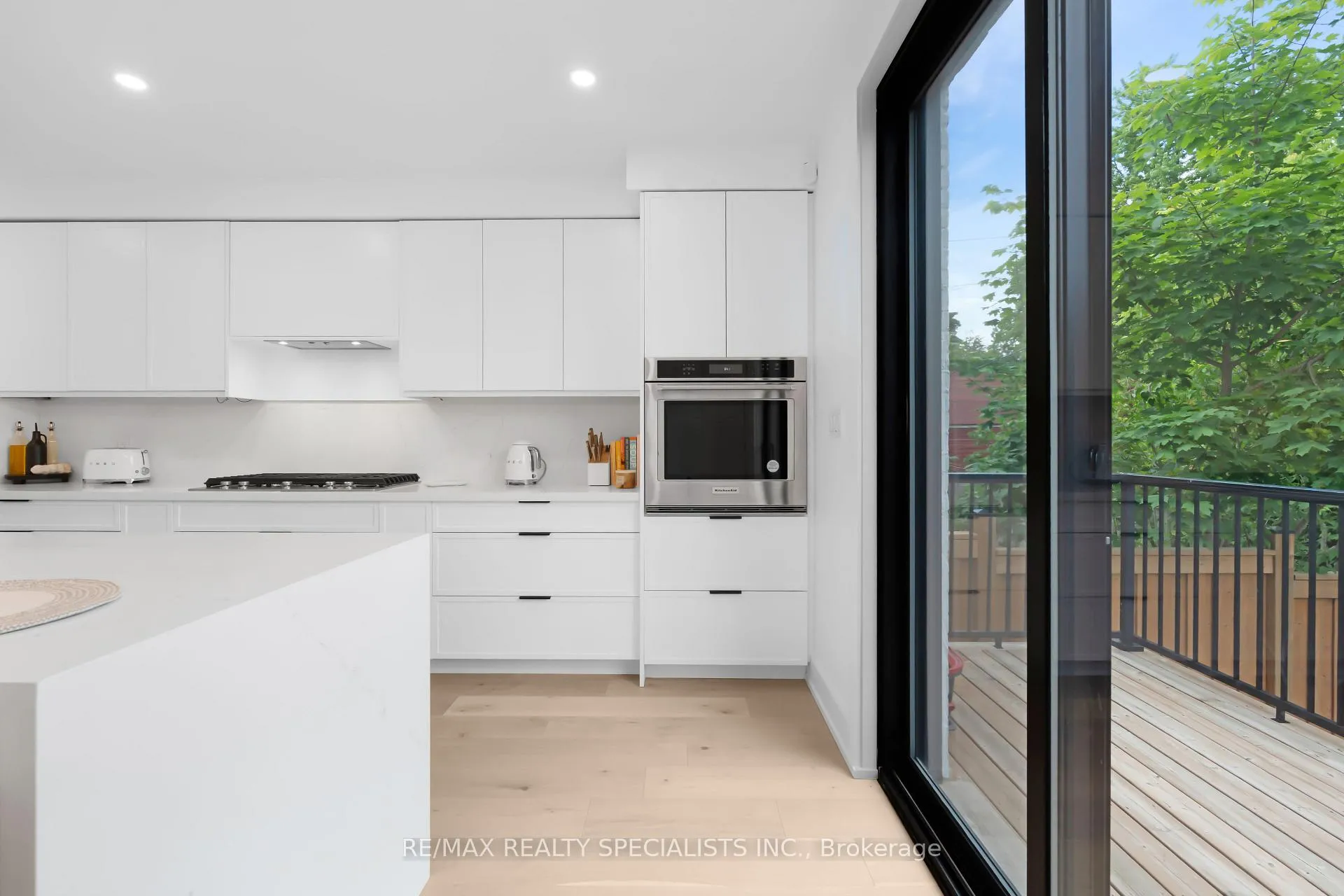 Photo 17 of 997 Mount Pleasant Road, Toronto, Mount Pleasant East — HOMEH