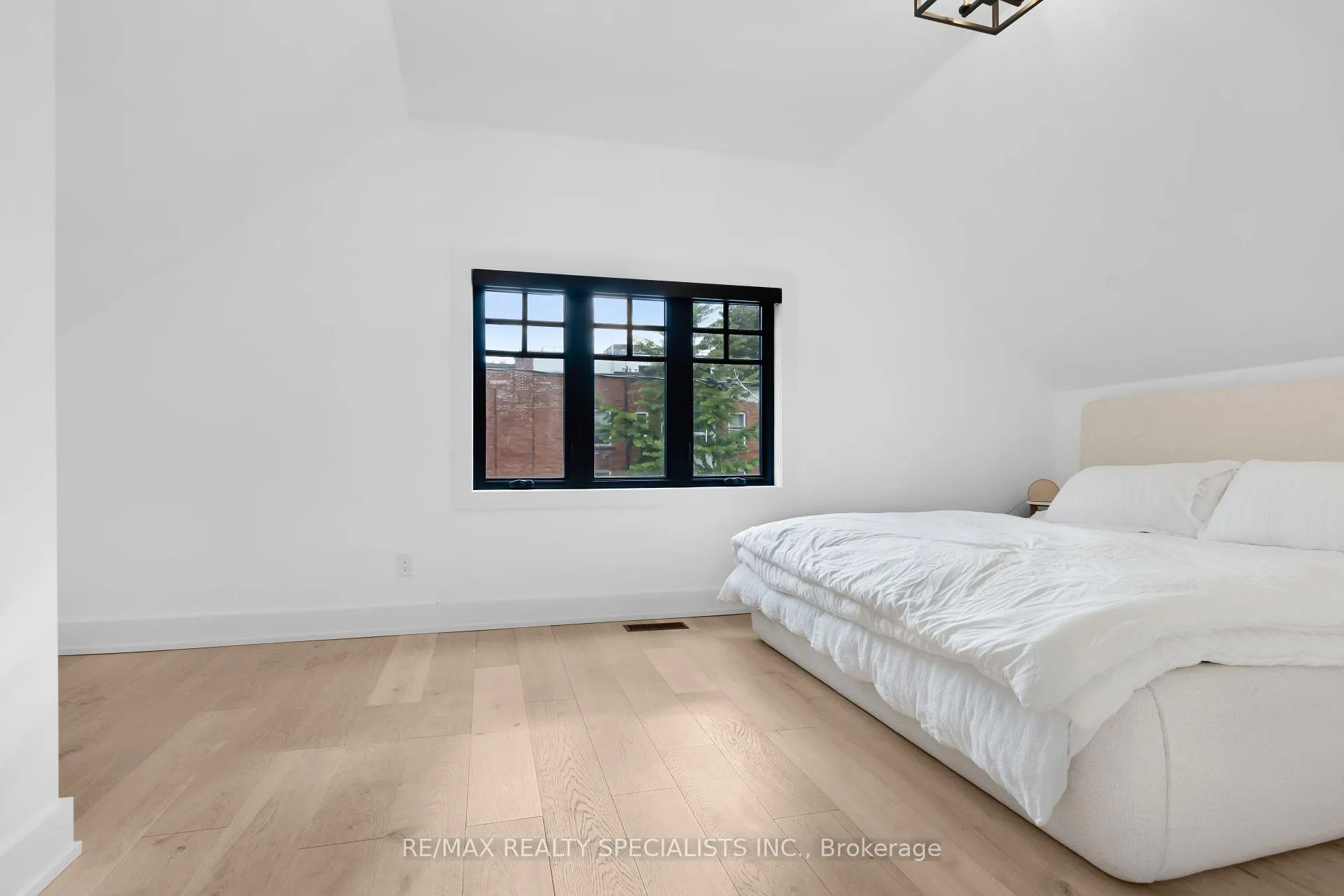 Photo 34 of 997 Mount Pleasant Road, Toronto, Mount Pleasant East — HOMEH