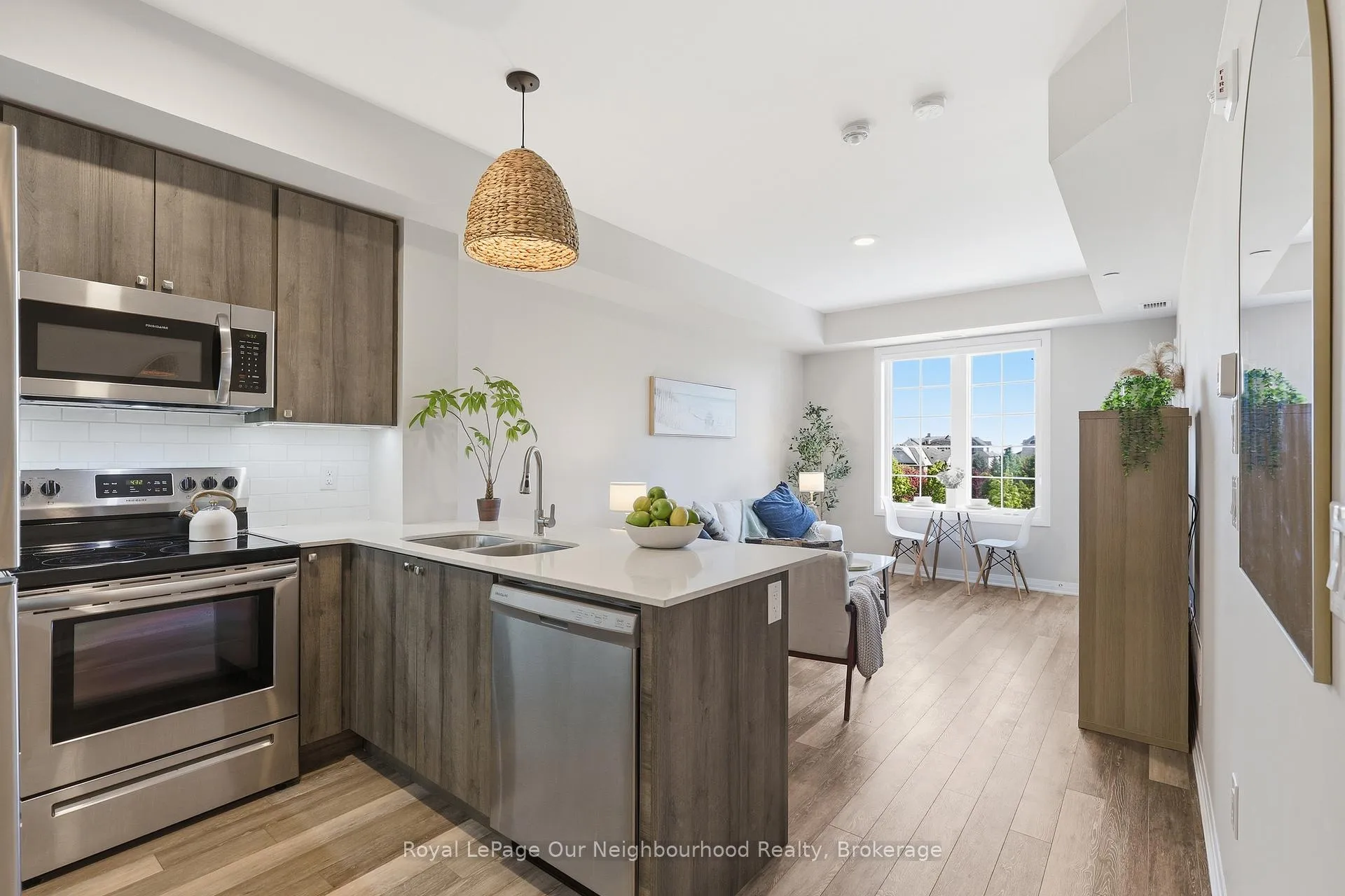 Photo 4 of Unit 312, 65 Shipway Avenue, Clarington, Newcastle — HOMEH