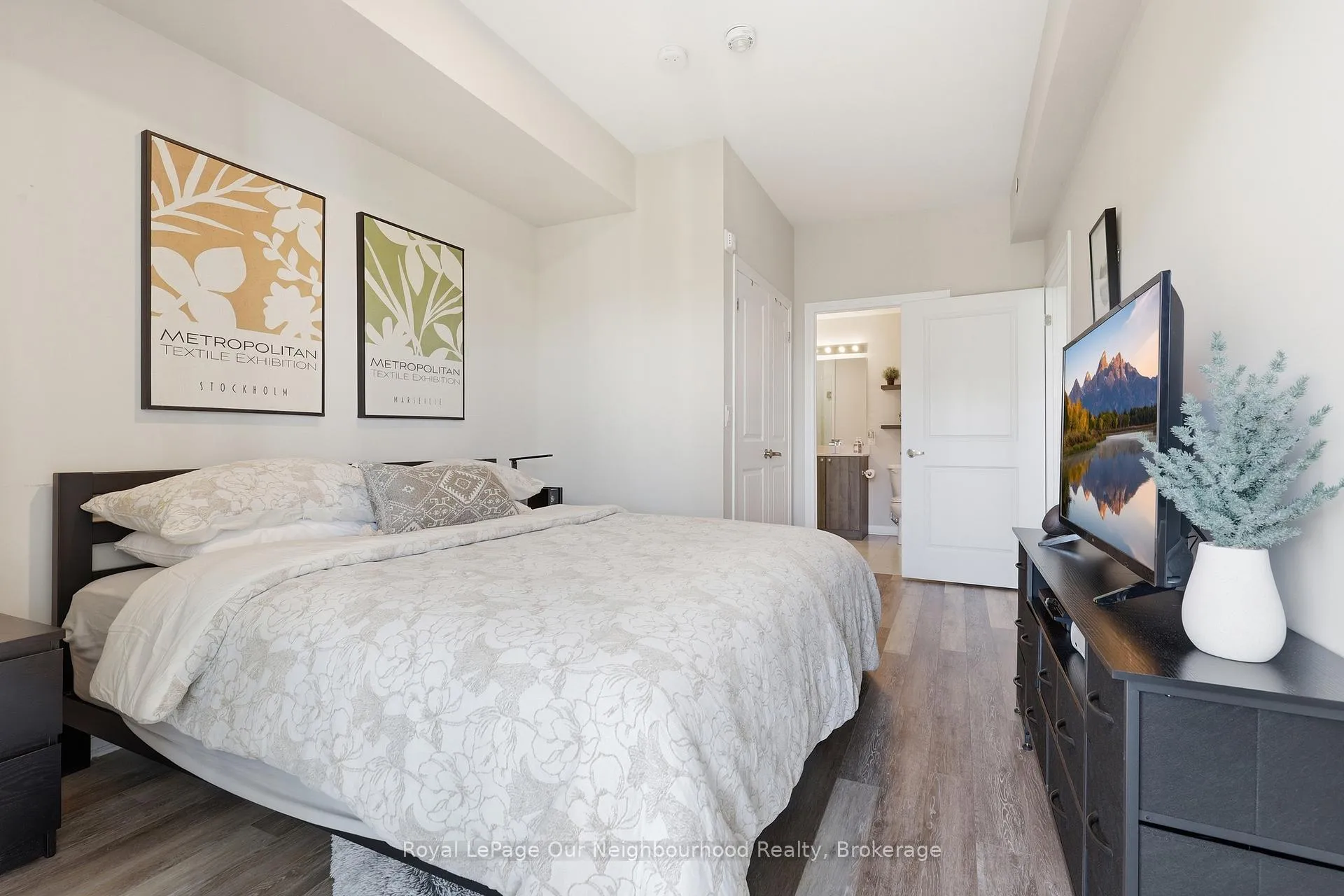 Photo 11 of Unit 312, 65 Shipway Avenue, Clarington, Newcastle — HOMEH
