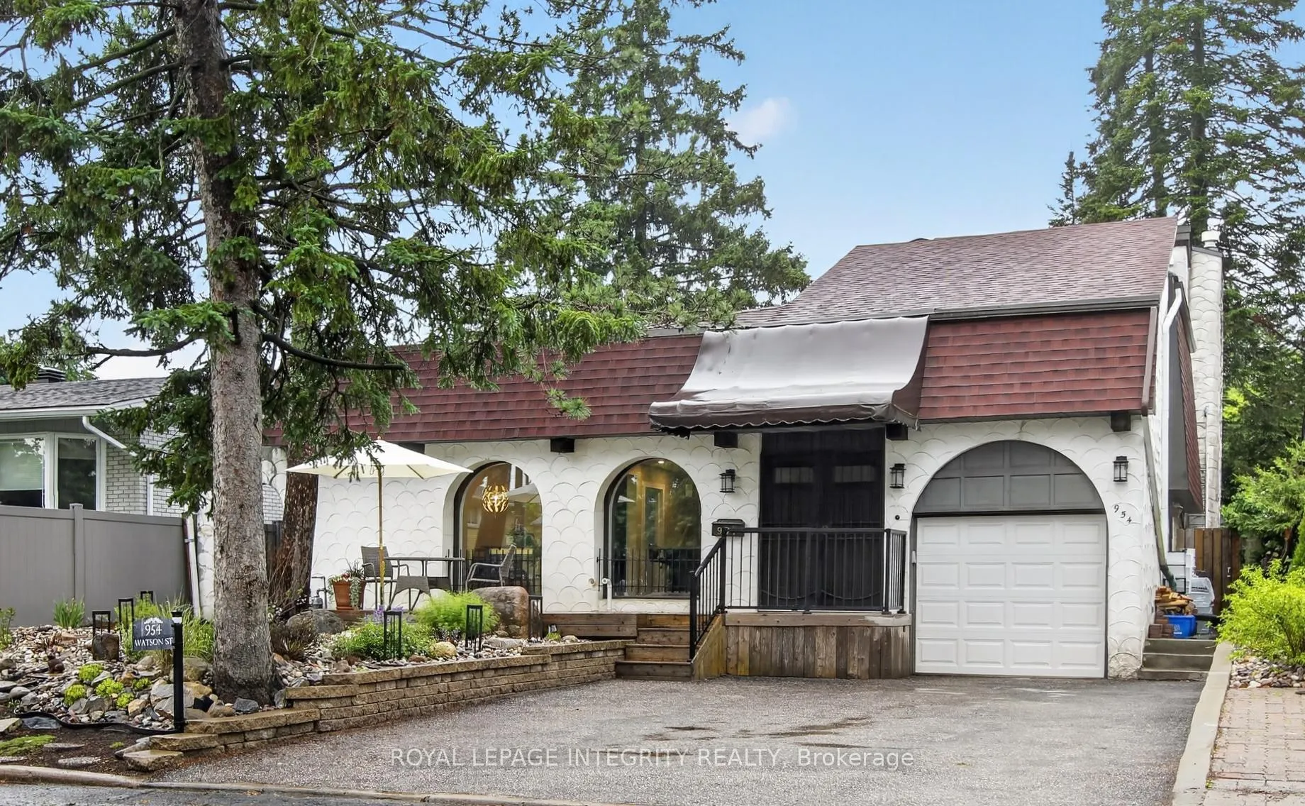 Photo 1 of 954 Watson Street, Ottawa, Fairfield Heights — HOMEH