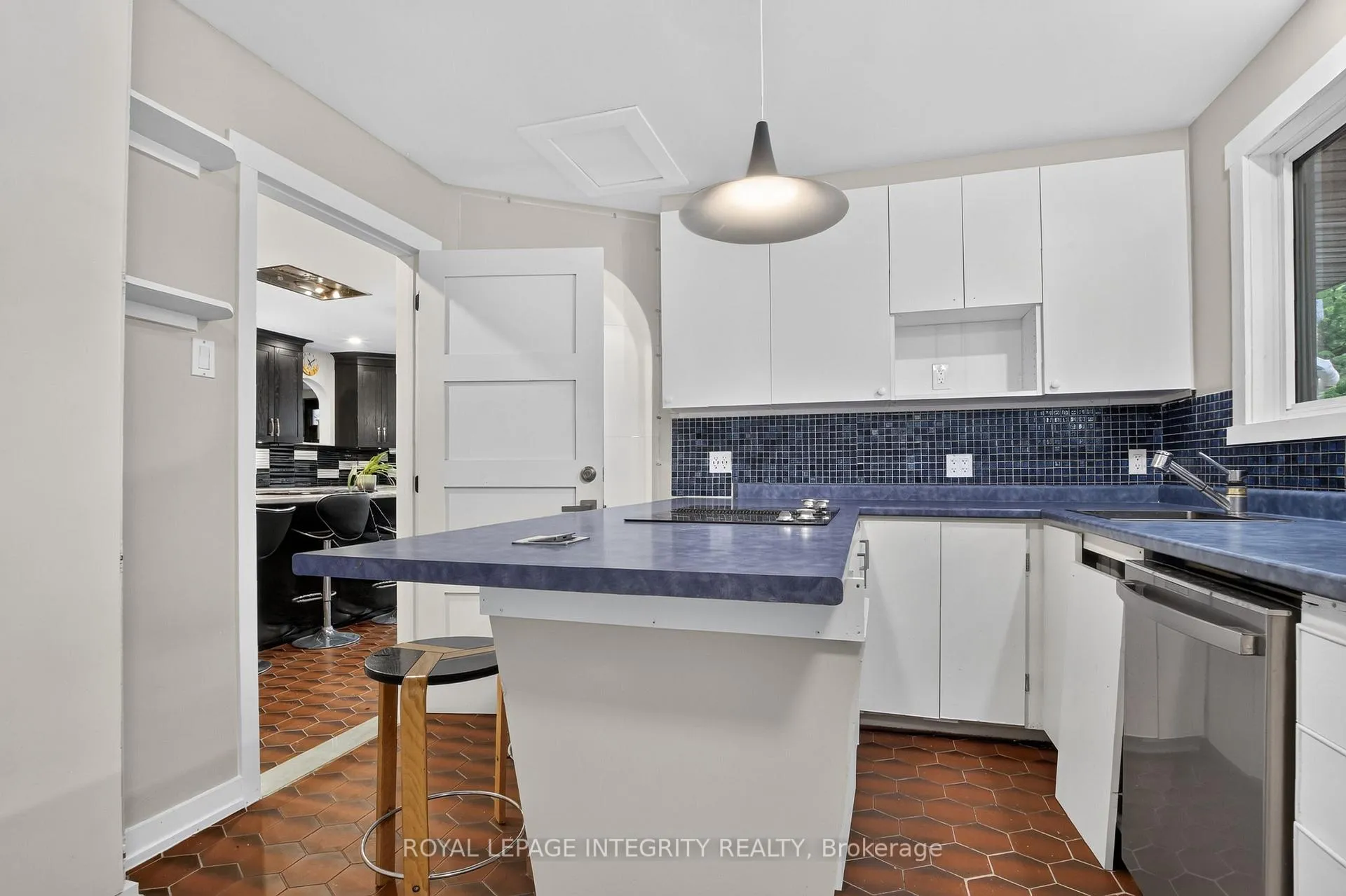 Photo 13 of 954 Watson Street, Ottawa, Fairfield Heights — HOMEH