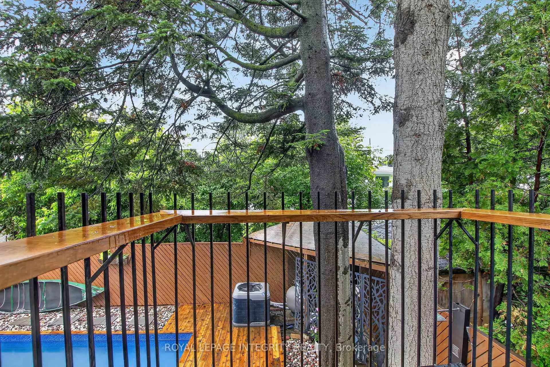 Photo 26 of 954 Watson Street, Ottawa, Fairfield Heights — HOMEH