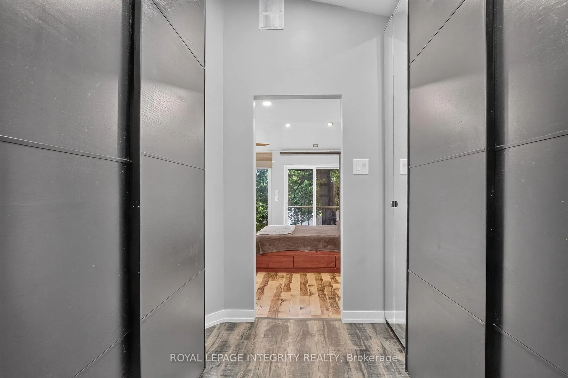 Photo 27 of 954 Watson Street, Ottawa, Fairfield Heights — HOMEH