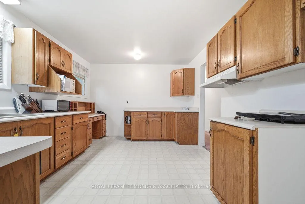 Photo 18 of 130 Town Line Road, Pembroke, Pembroke — HOMEH