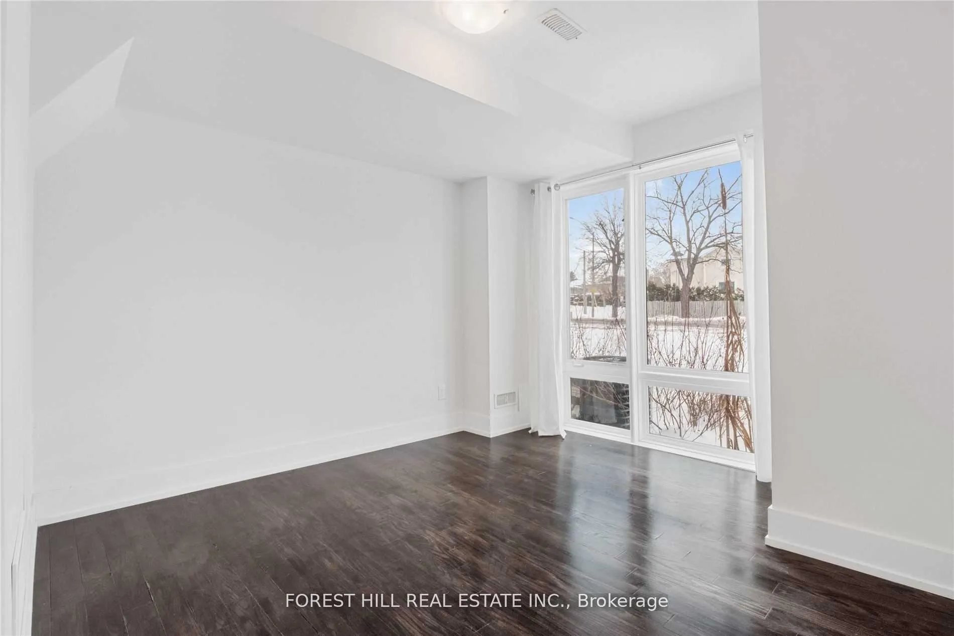 Photo 5 of 9144 Bathurst Street, Vaughan, Patterson — HOMEH