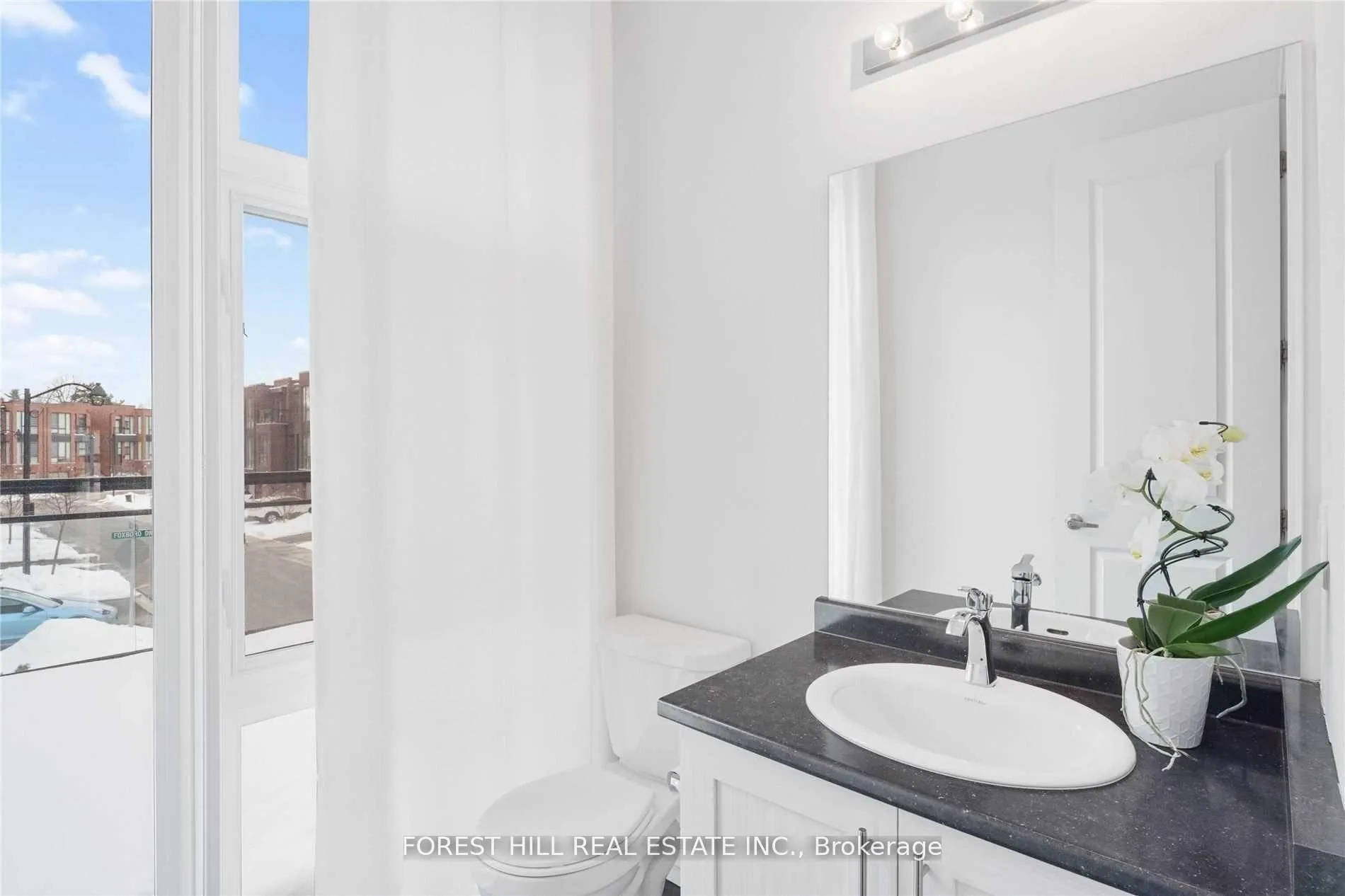 Photo 9 of 9144 Bathurst Street, Vaughan, Patterson — HOMEH