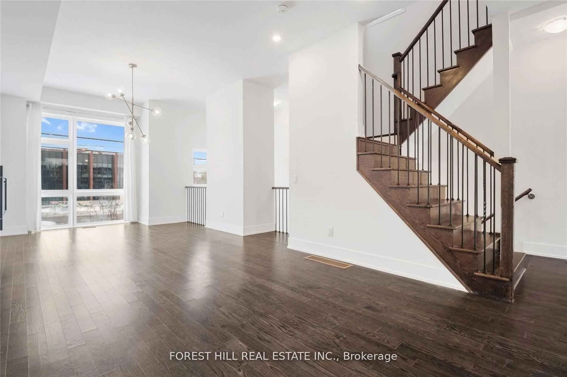 Photo 11 of 9144 Bathurst Street, Vaughan, Patterson — HOMEH