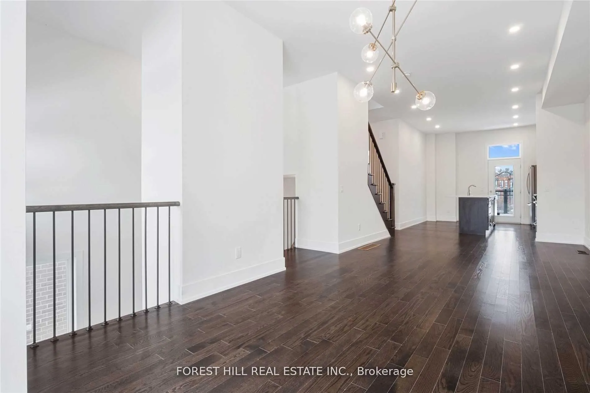 Photo 12 of 9144 Bathurst Street, Vaughan, Patterson — HOMEH
