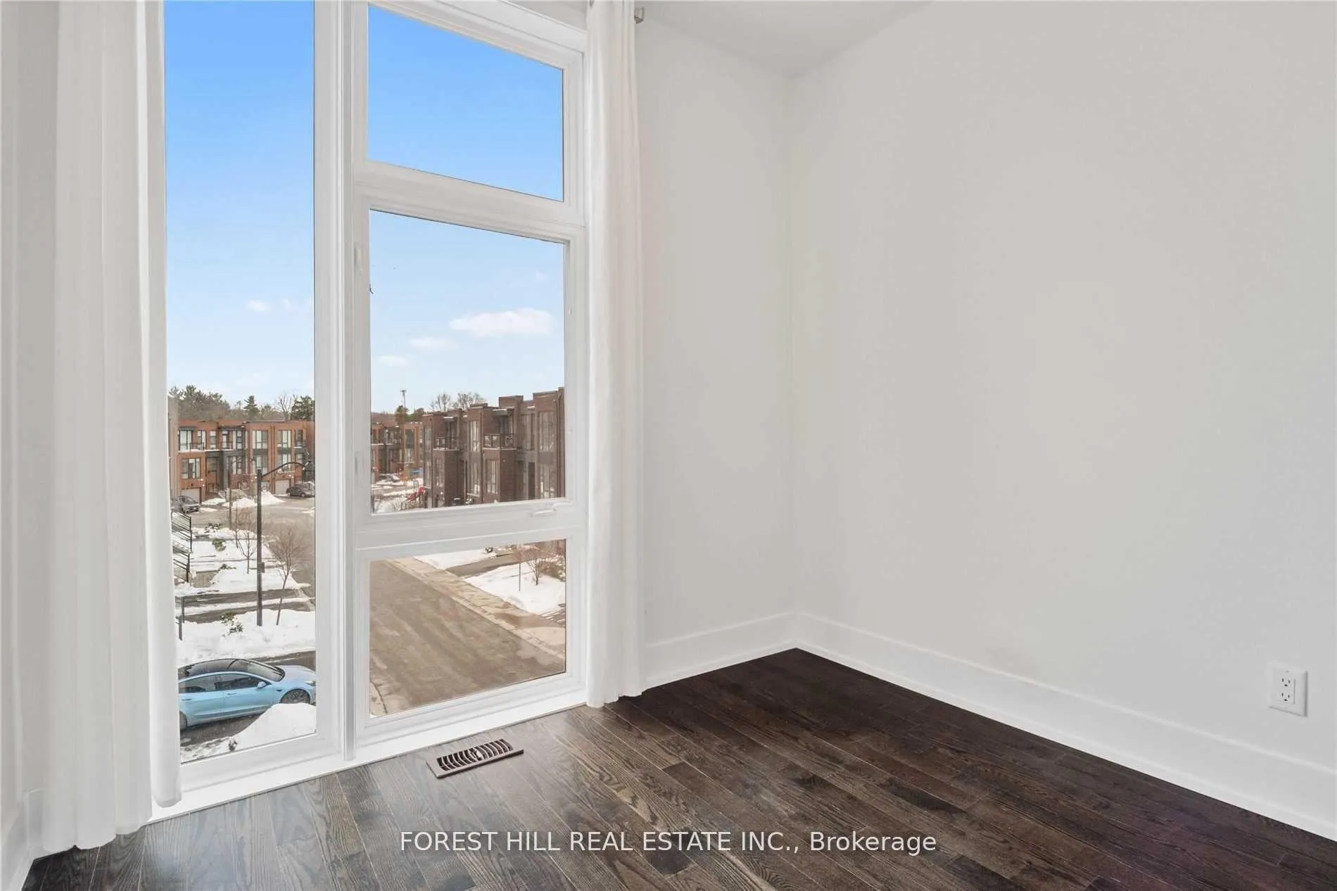 Photo 23 of 9144 Bathurst Street, Vaughan, Patterson — HOMEH