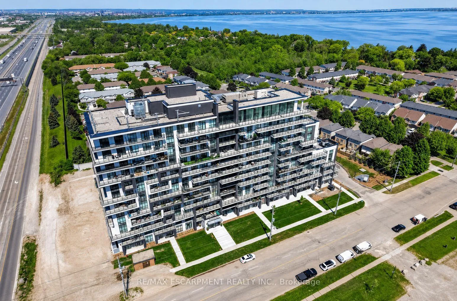 Photo 2 of Unit 317, 461 Green Road, Hamilton, Lakeshore — HOMEH