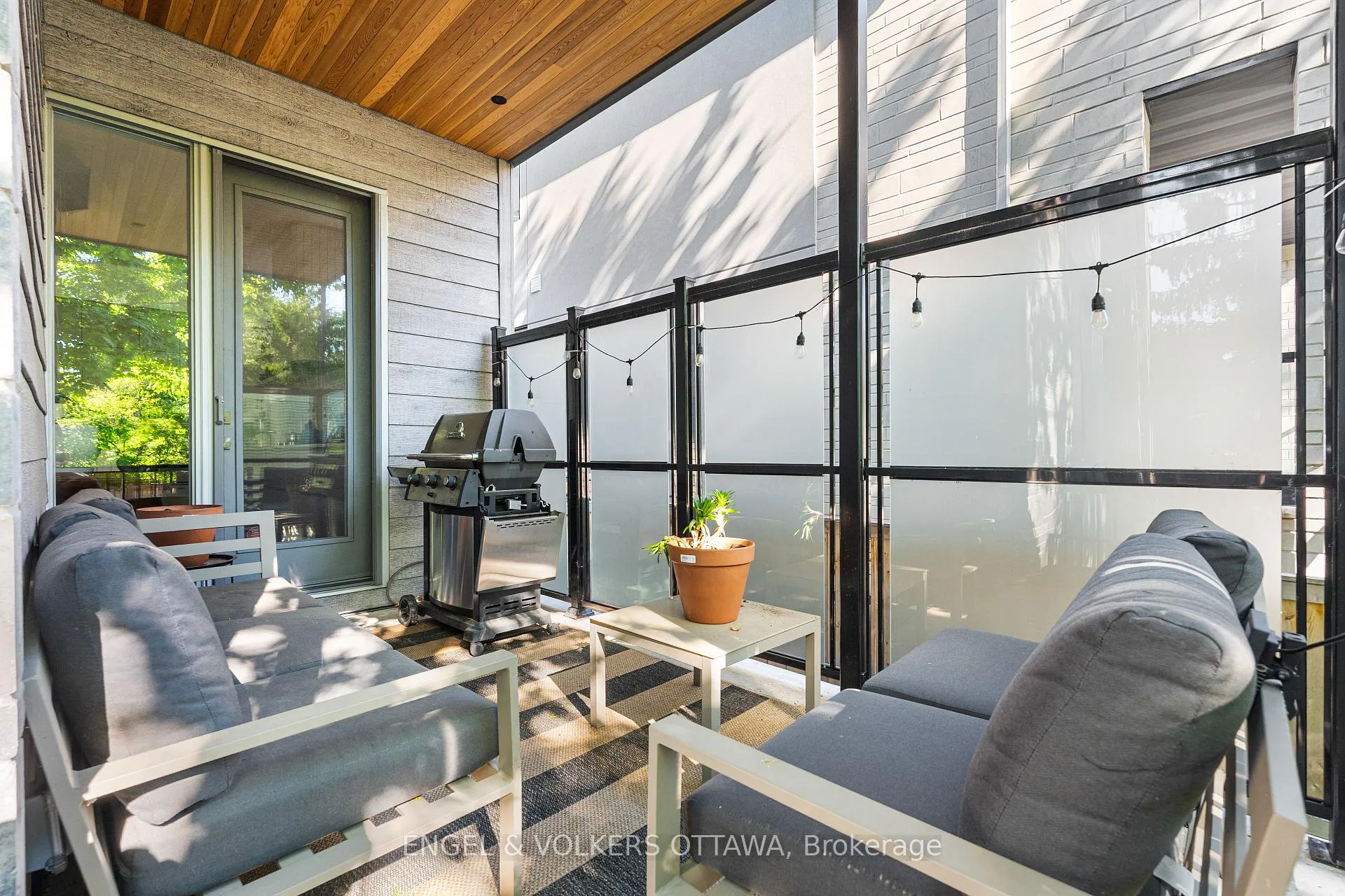 Photo 14 of 508 Roosevelt Avenue, Ottawa, McKellar/Highland — HOMEH