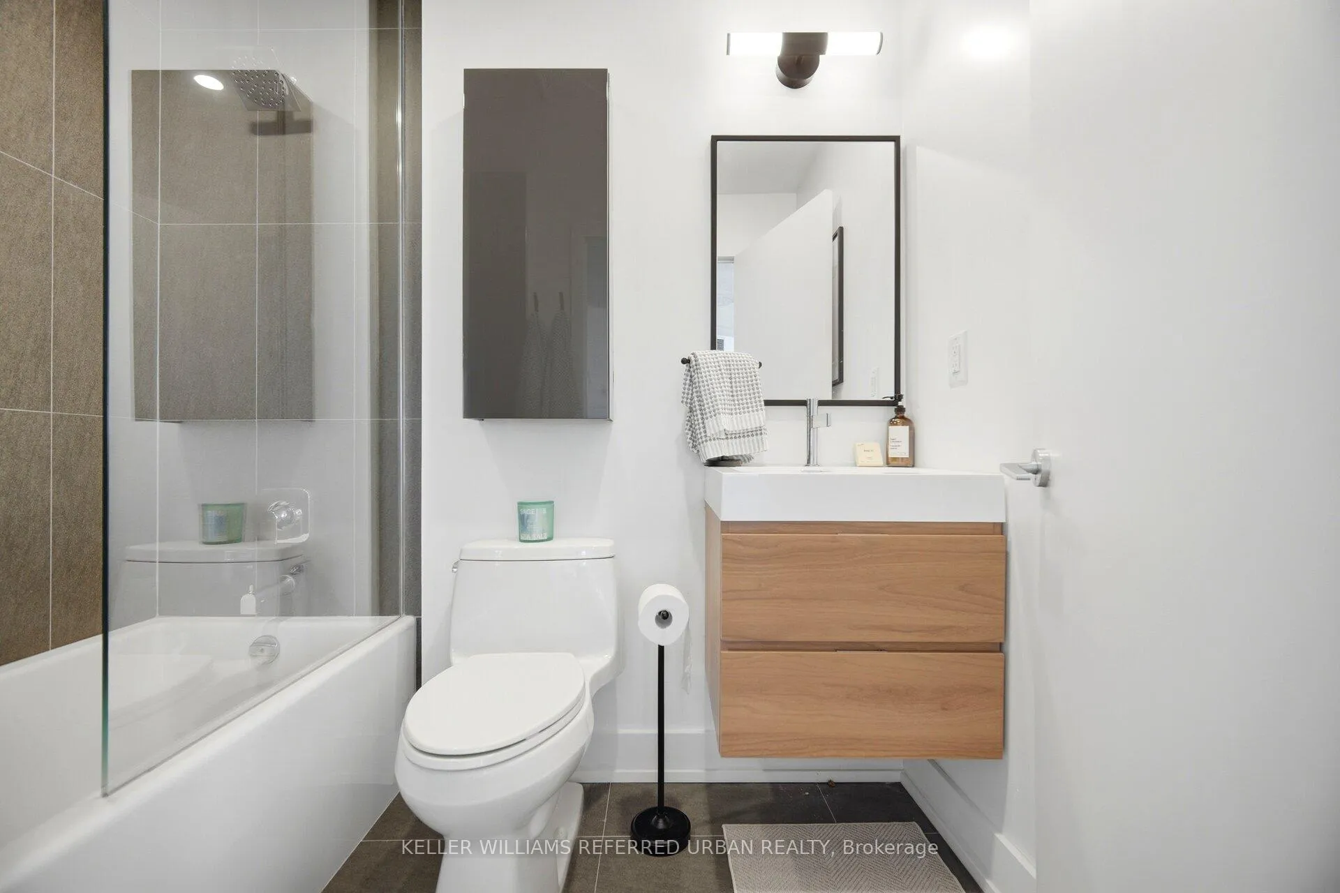 Photo 15 of Unit 607, 90 Trinity Street, Toronto, Moss Park — HOMEH