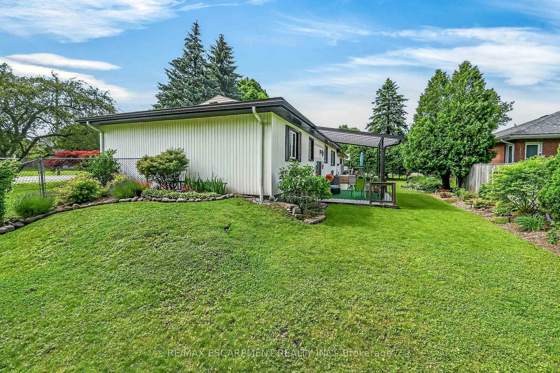 Photo 39 of 511 Fiddlers Green Road, Hamilton, Ancaster — HOMEH
