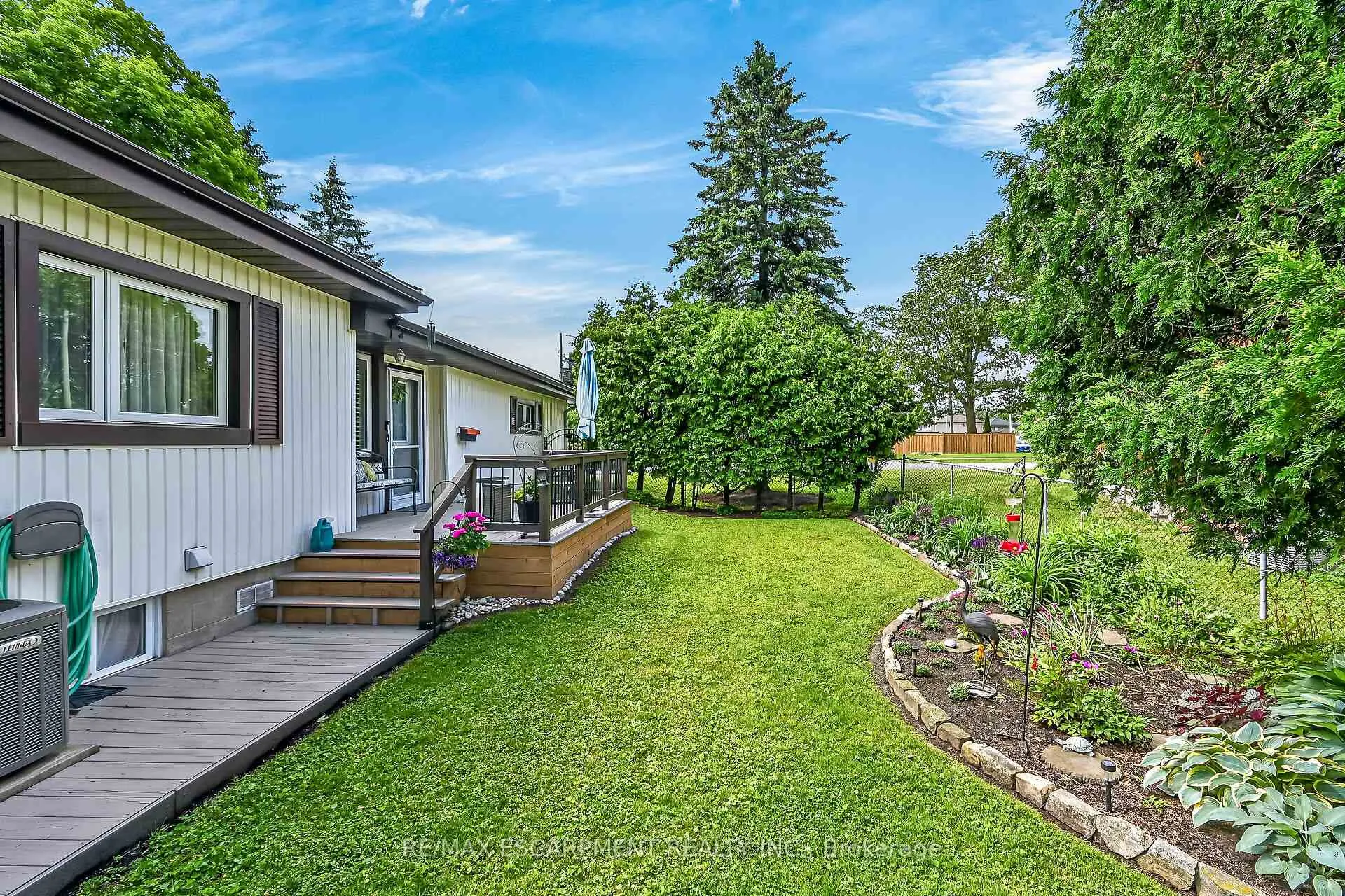Photo 43 of 511 Fiddlers Green Road, Hamilton, Ancaster — HOMEH