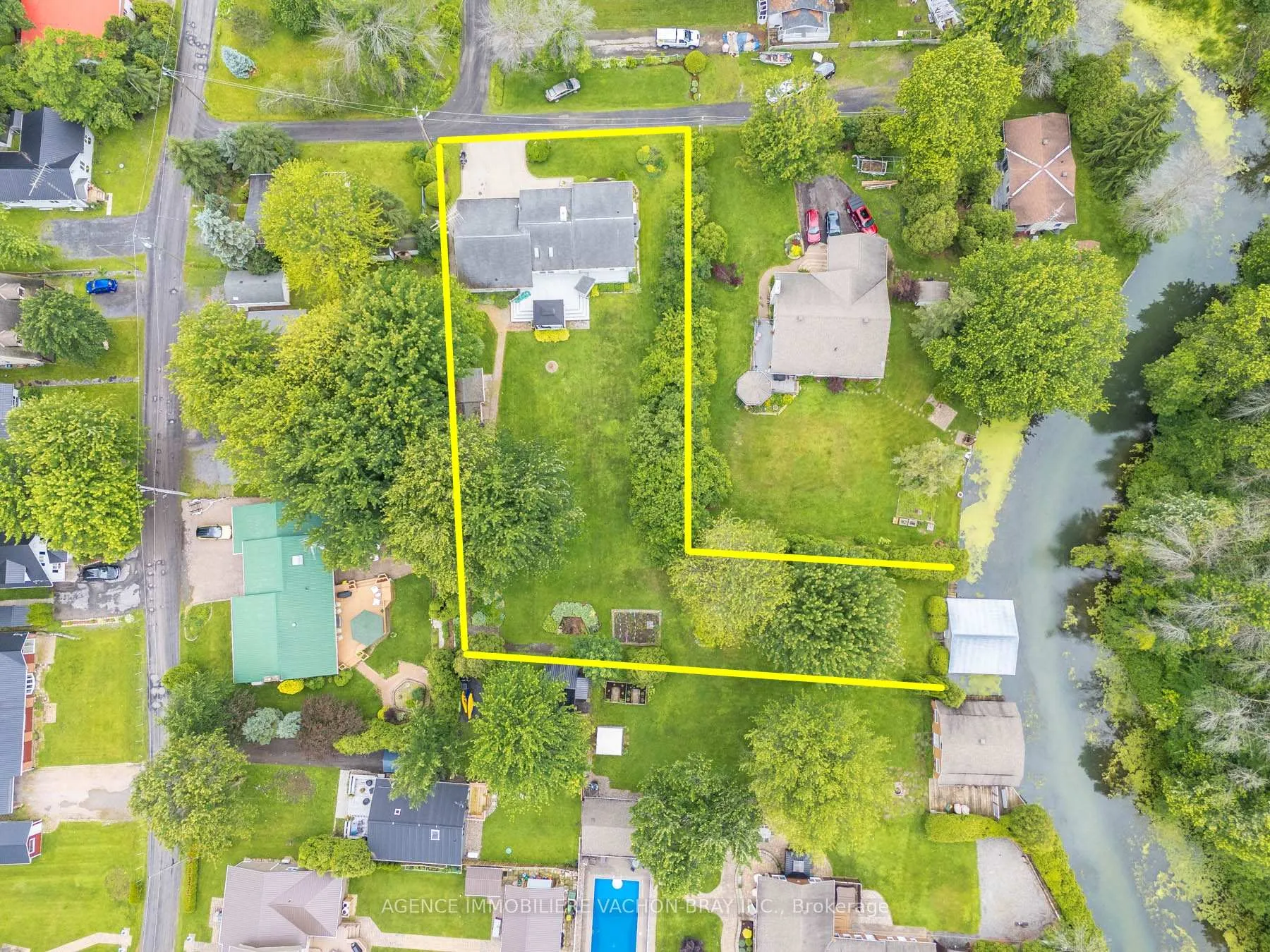 Photo 4 of 21050 Juniper Avenue, South Glengarry, South Glengarry (Lancaster) Twp — HOMEH