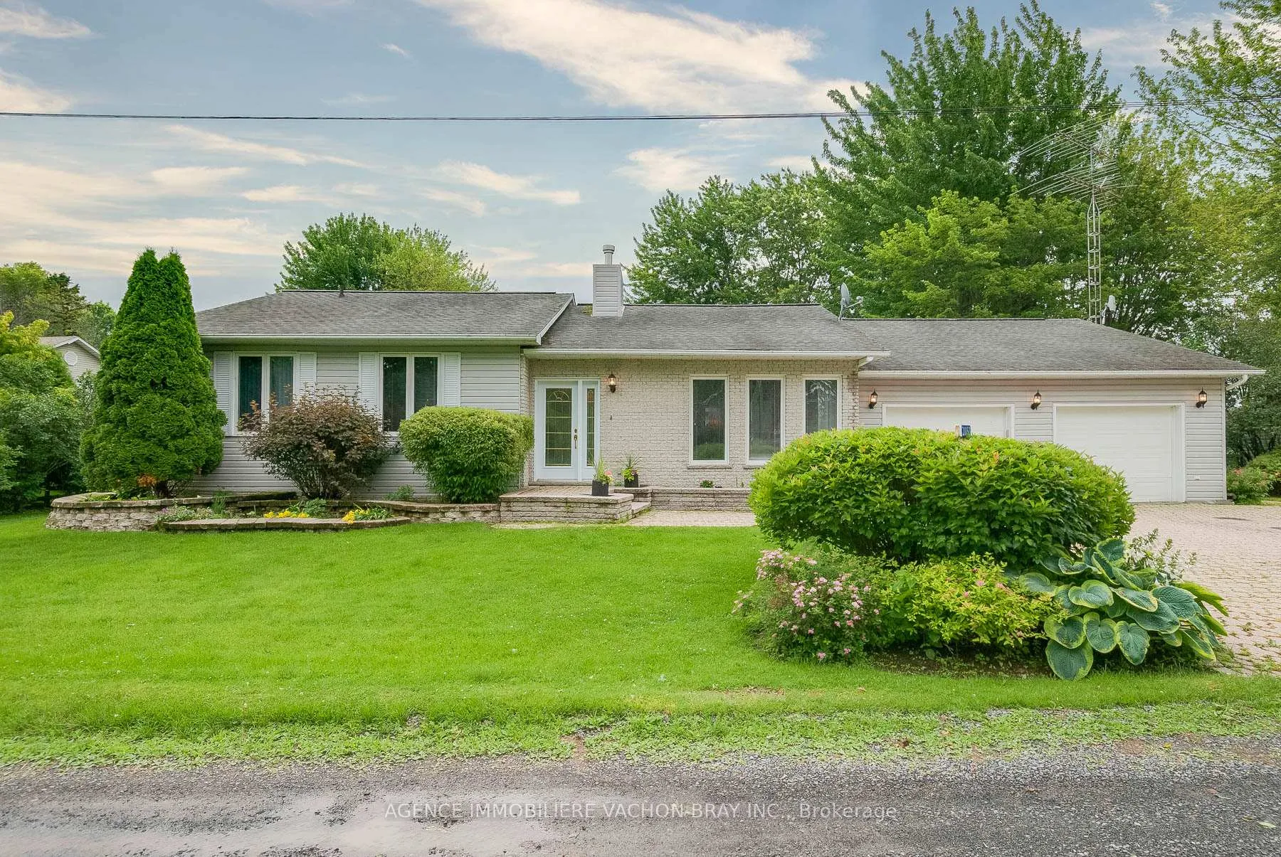 Photo 31 of 21050 Juniper Avenue, South Glengarry, South Glengarry (Lancaster) Twp — HOMEH