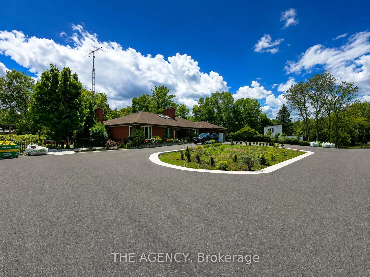 Photo 2 of Unit Basement, 15415 Jane Street, King, Rural King — HOMEH