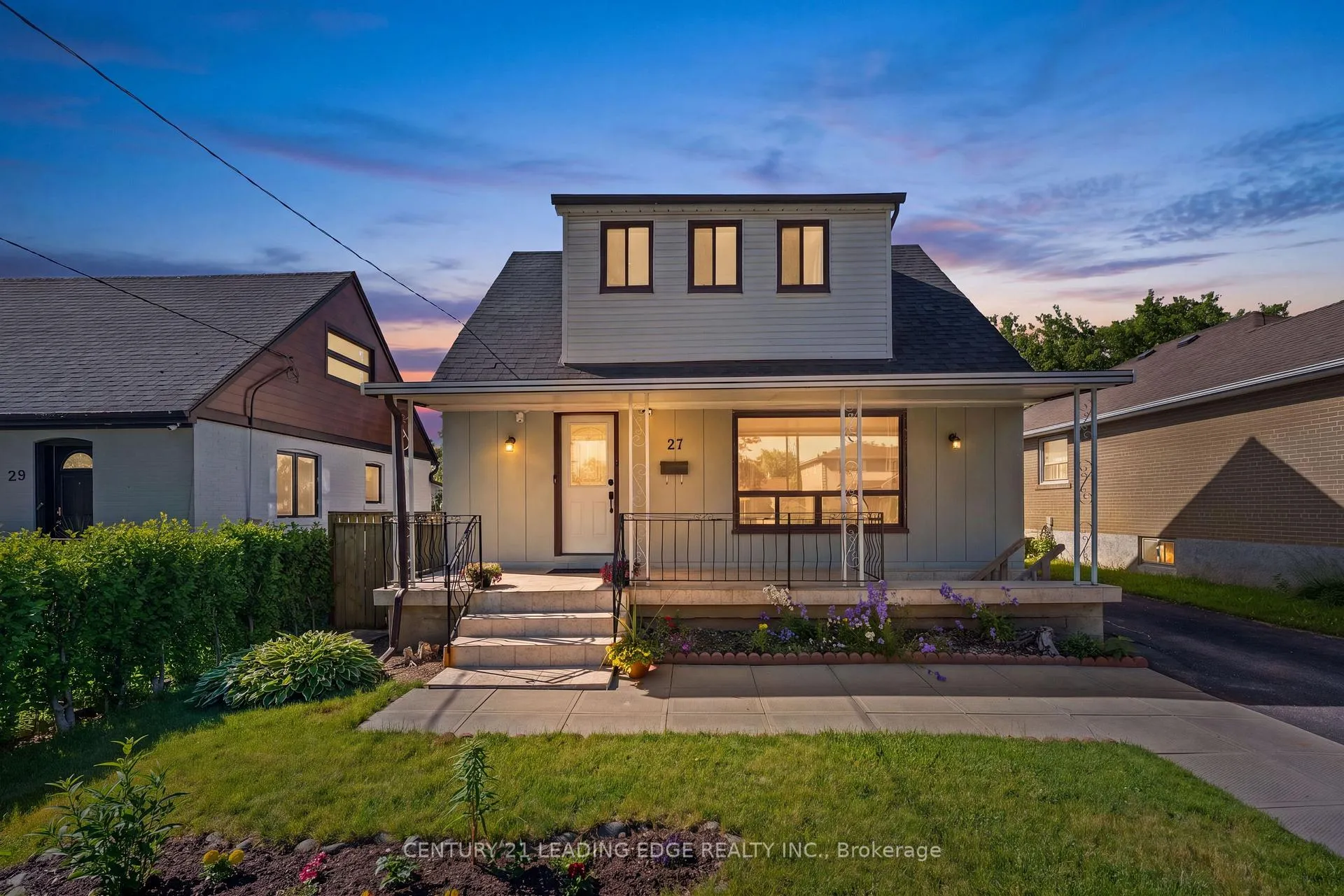 Photo 1 of 27 Chilcot Avenue, Etobicoke, Elms-Old Rexdale — HOMEH