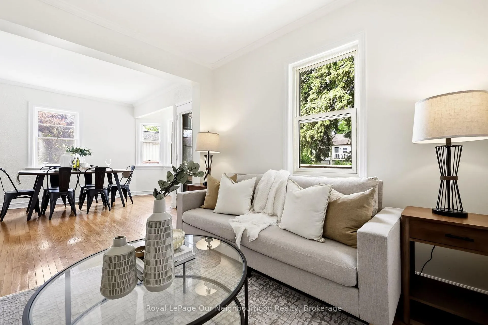 Photo 8 of 329 Perry Street, Whitby, Downtown Whitby — HOMEH