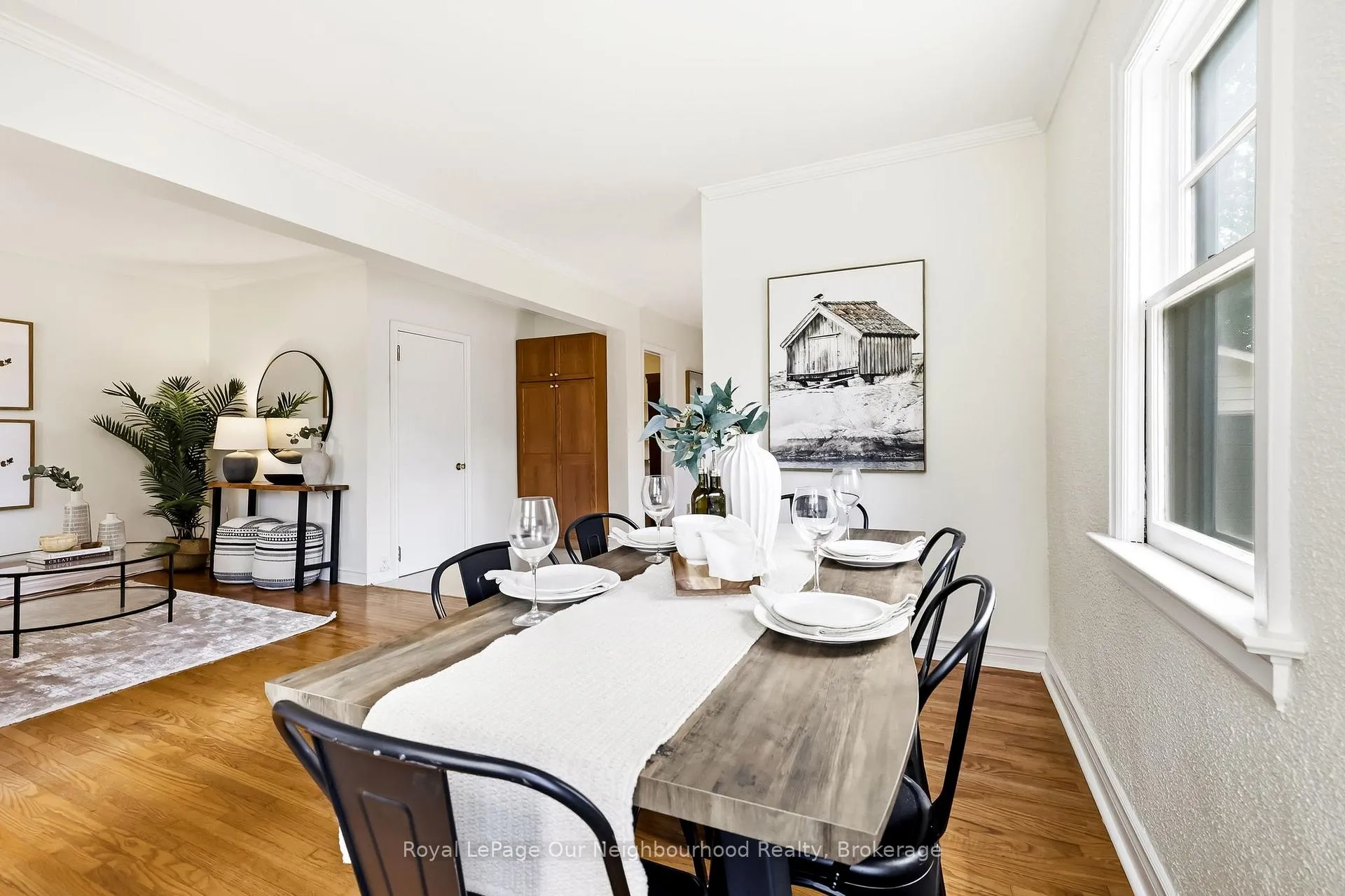 Photo 13 of 329 Perry Street, Whitby, Downtown Whitby — HOMEH