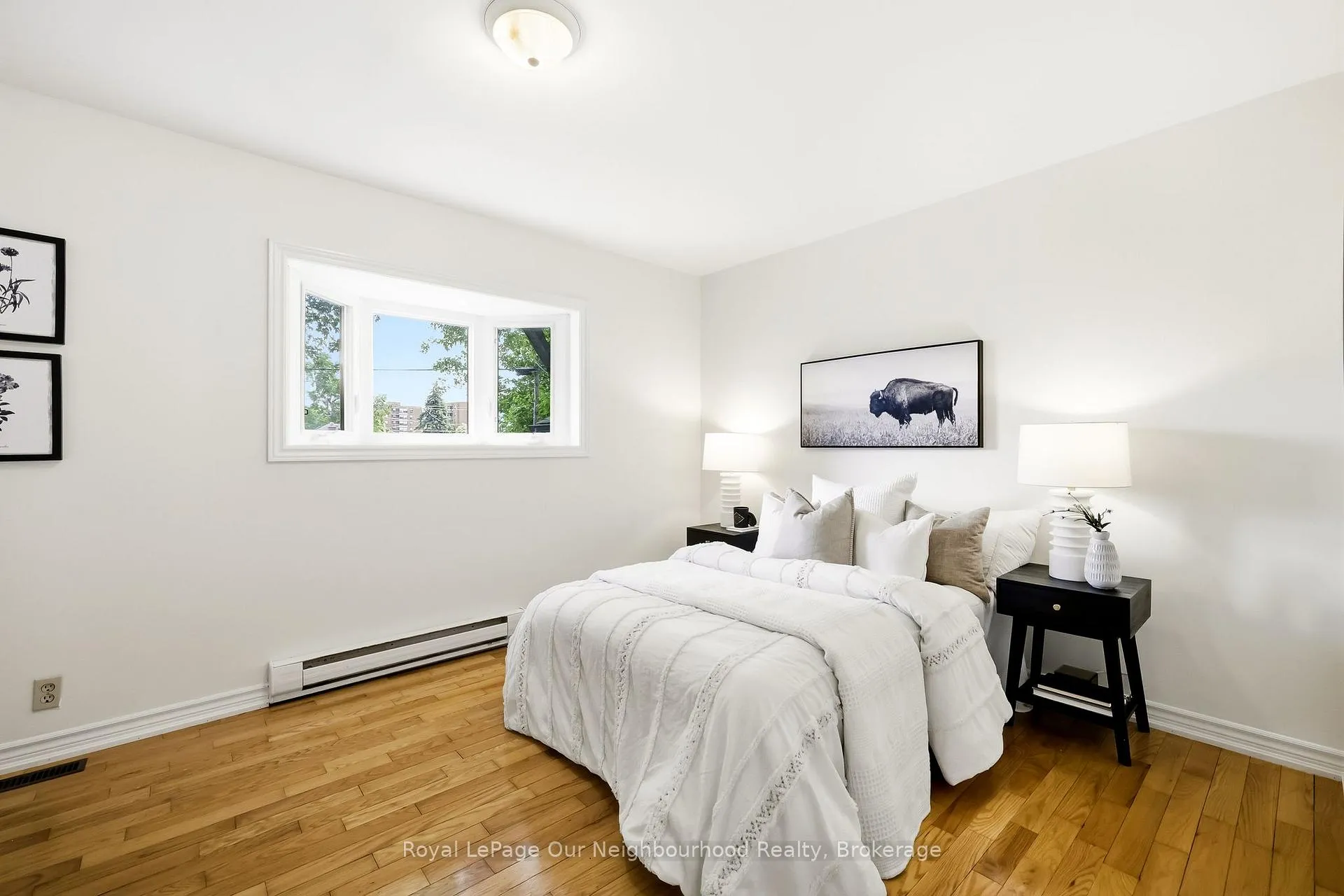 Photo 29 of 329 Perry Street, Whitby, Downtown Whitby — HOMEH