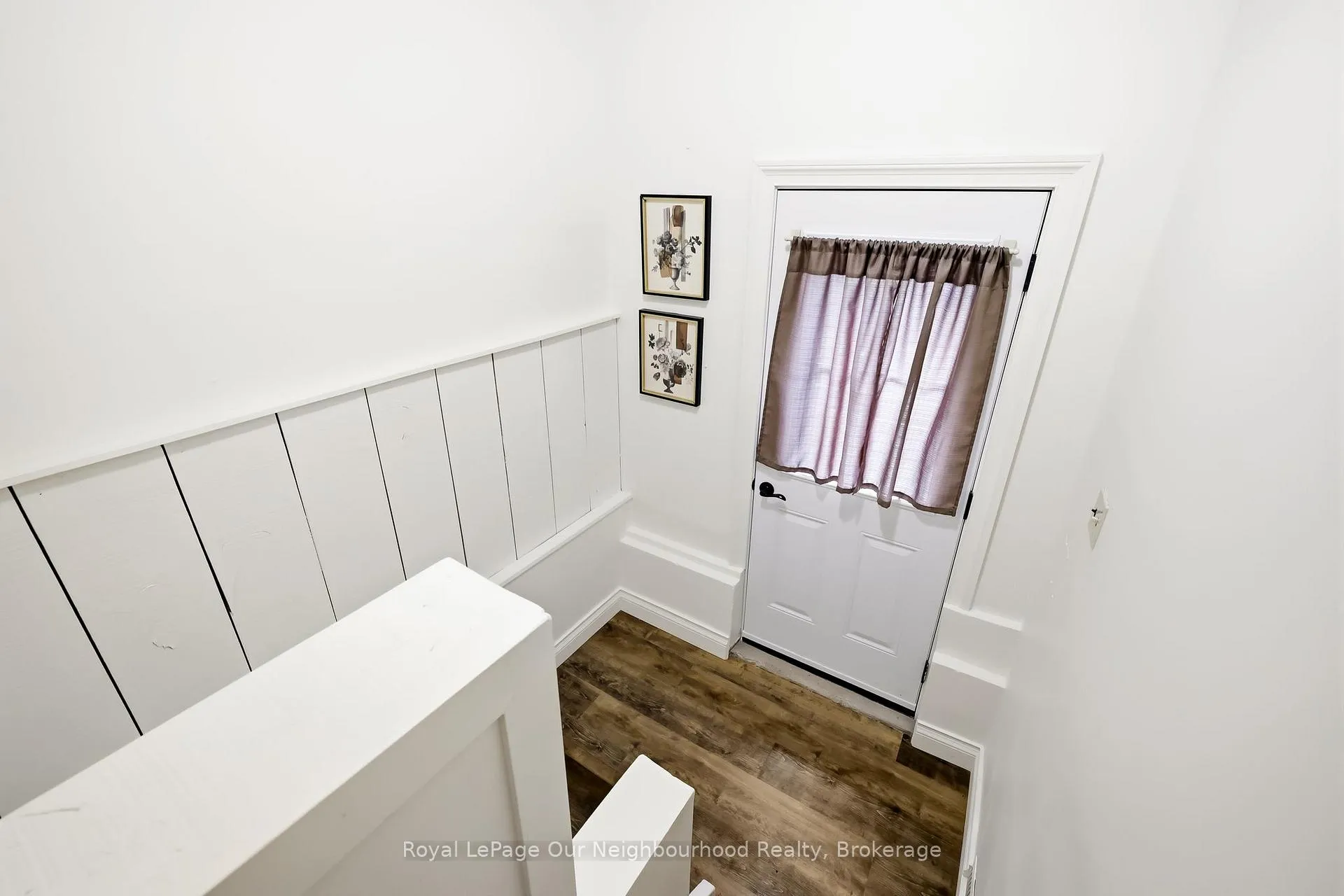 Photo 31 of 329 Perry Street, Whitby, Downtown Whitby — HOMEH