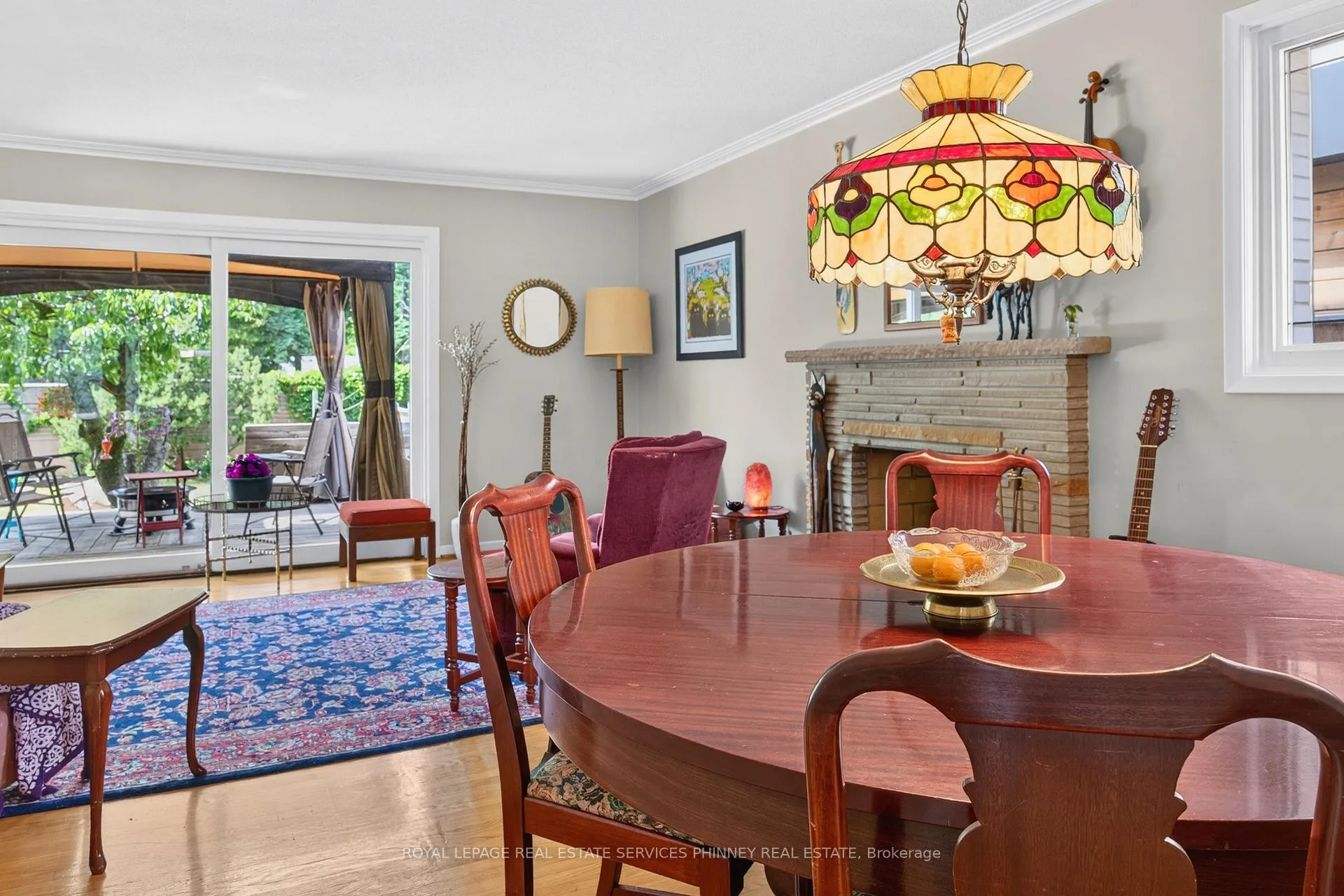 Photo 6 of 1379 Tyneburn Crescent, Mississauga, Applewood — HOMEH