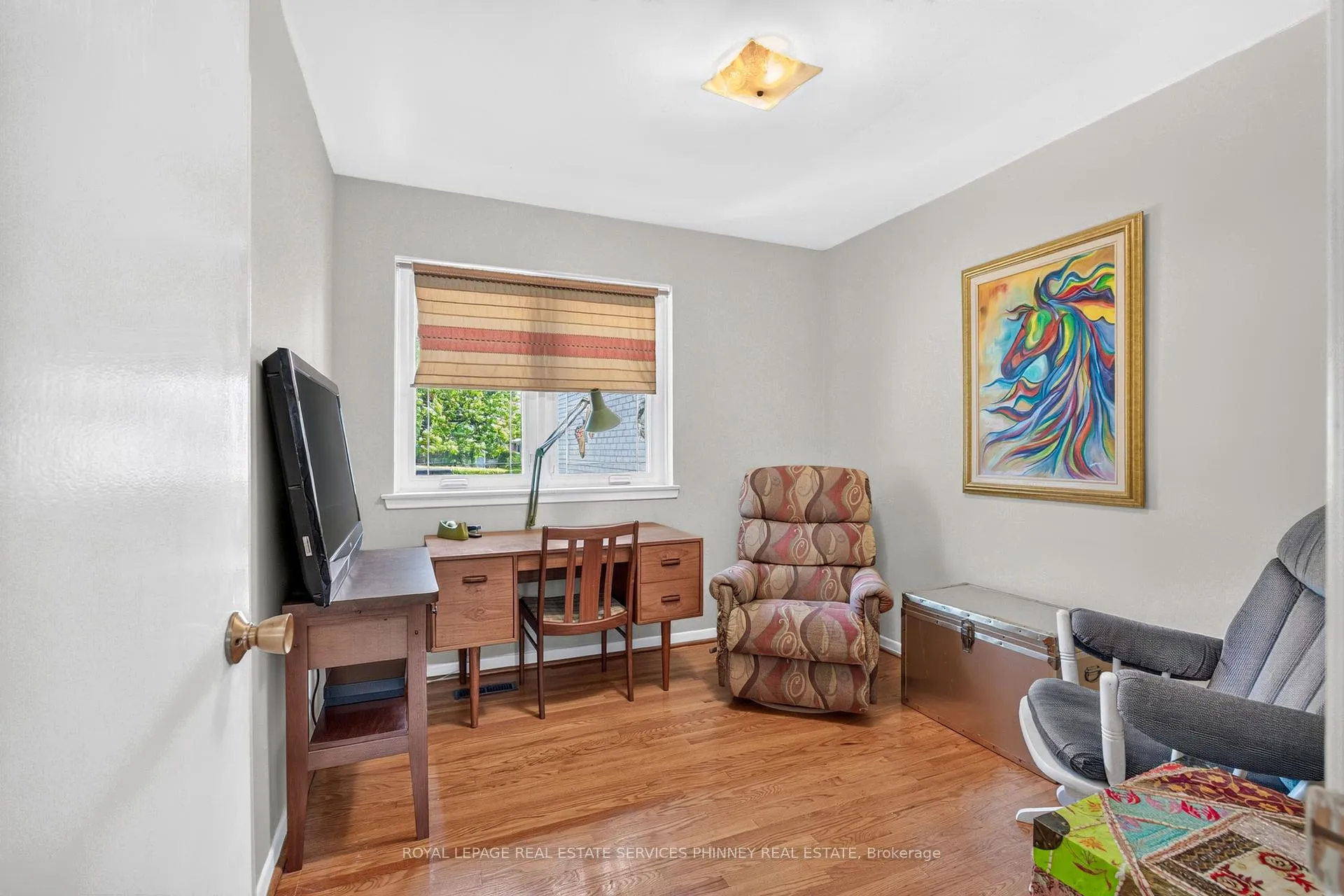 Photo 10 of 1379 Tyneburn Crescent, Mississauga, Applewood — HOMEH
