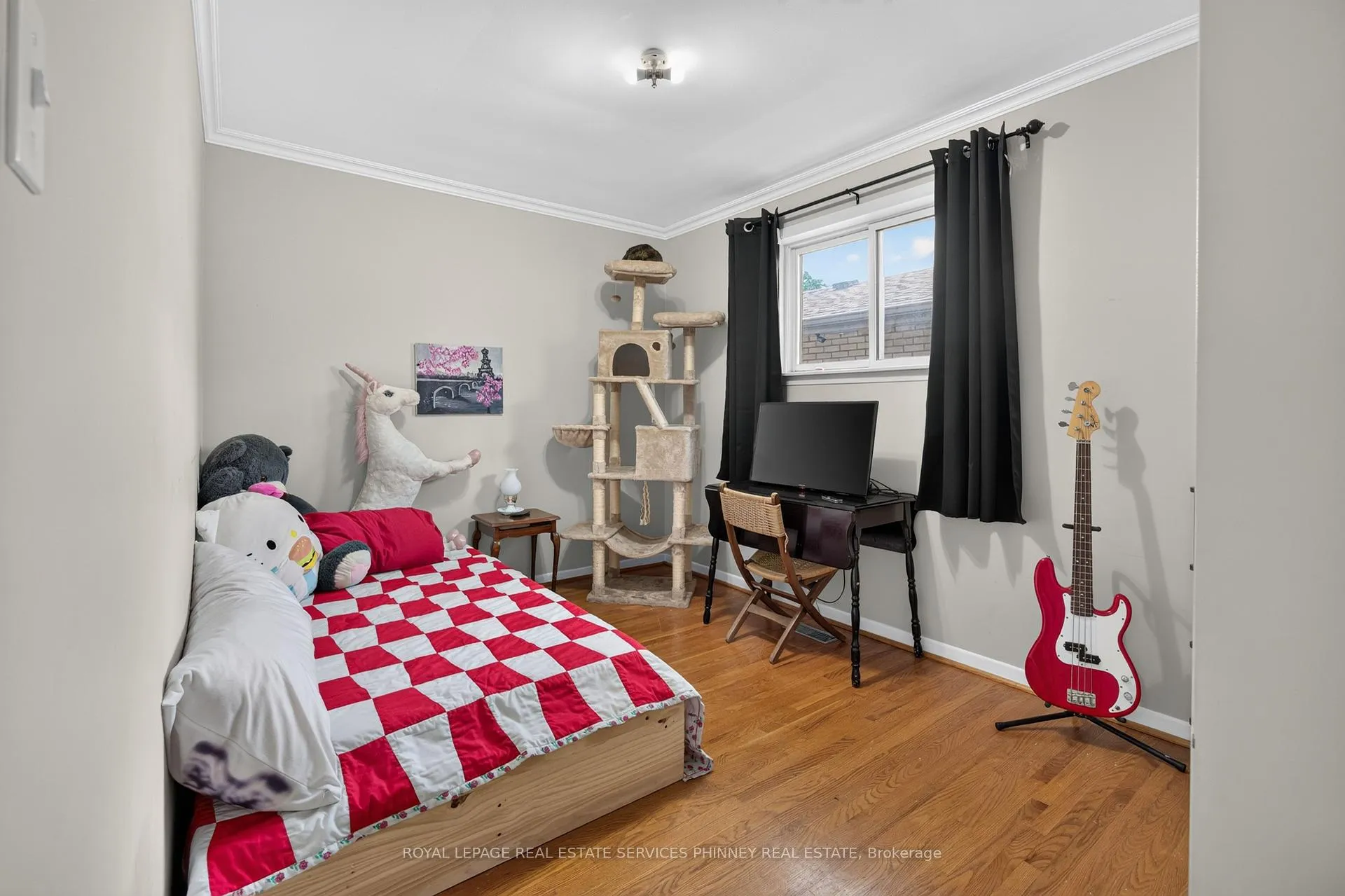 Photo 11 of 1379 Tyneburn Crescent, Mississauga, Applewood — HOMEH