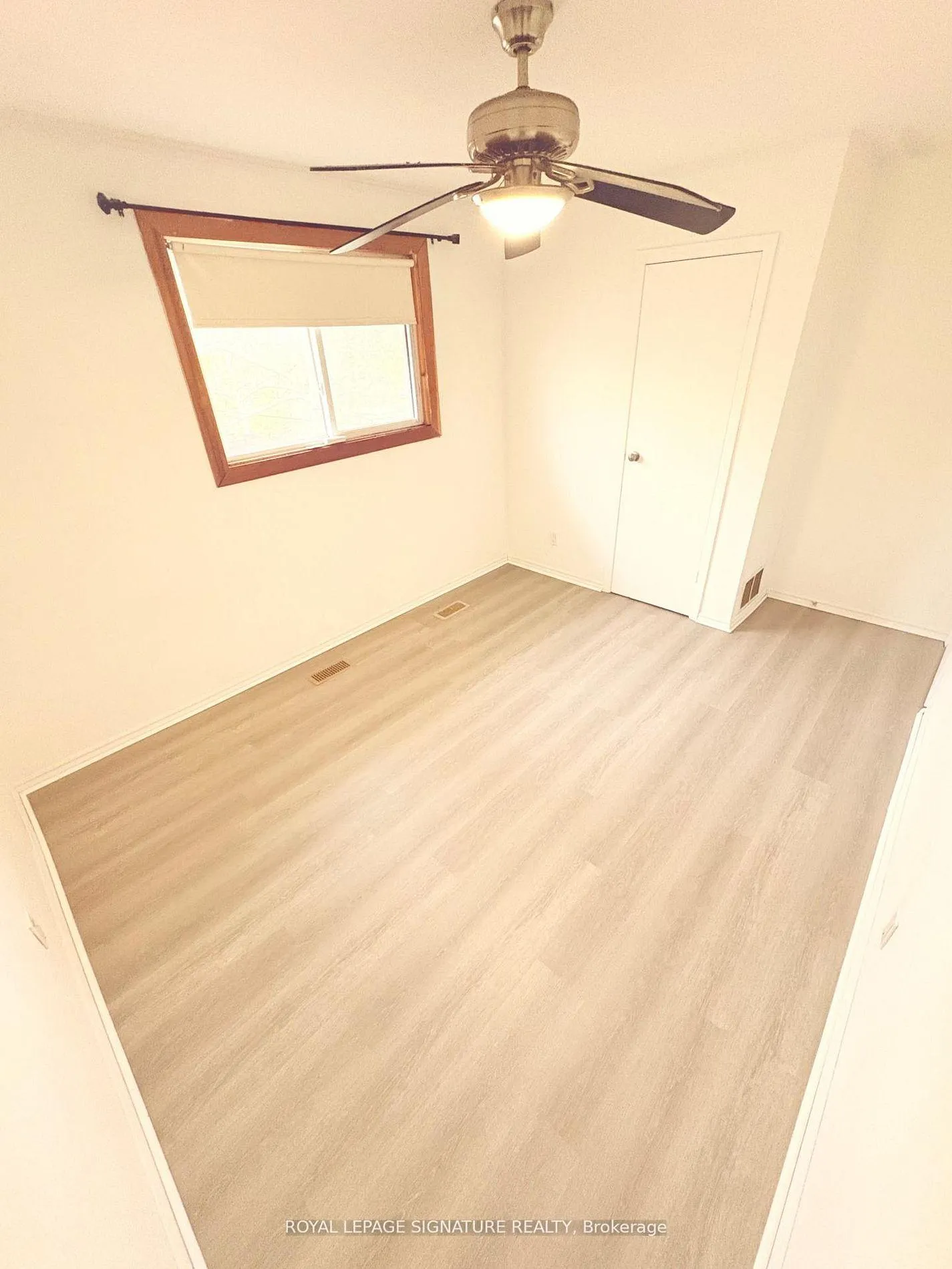 Photo 33 of 237 Pickering Street, Toronto, East End-Danforth — HOMEH
