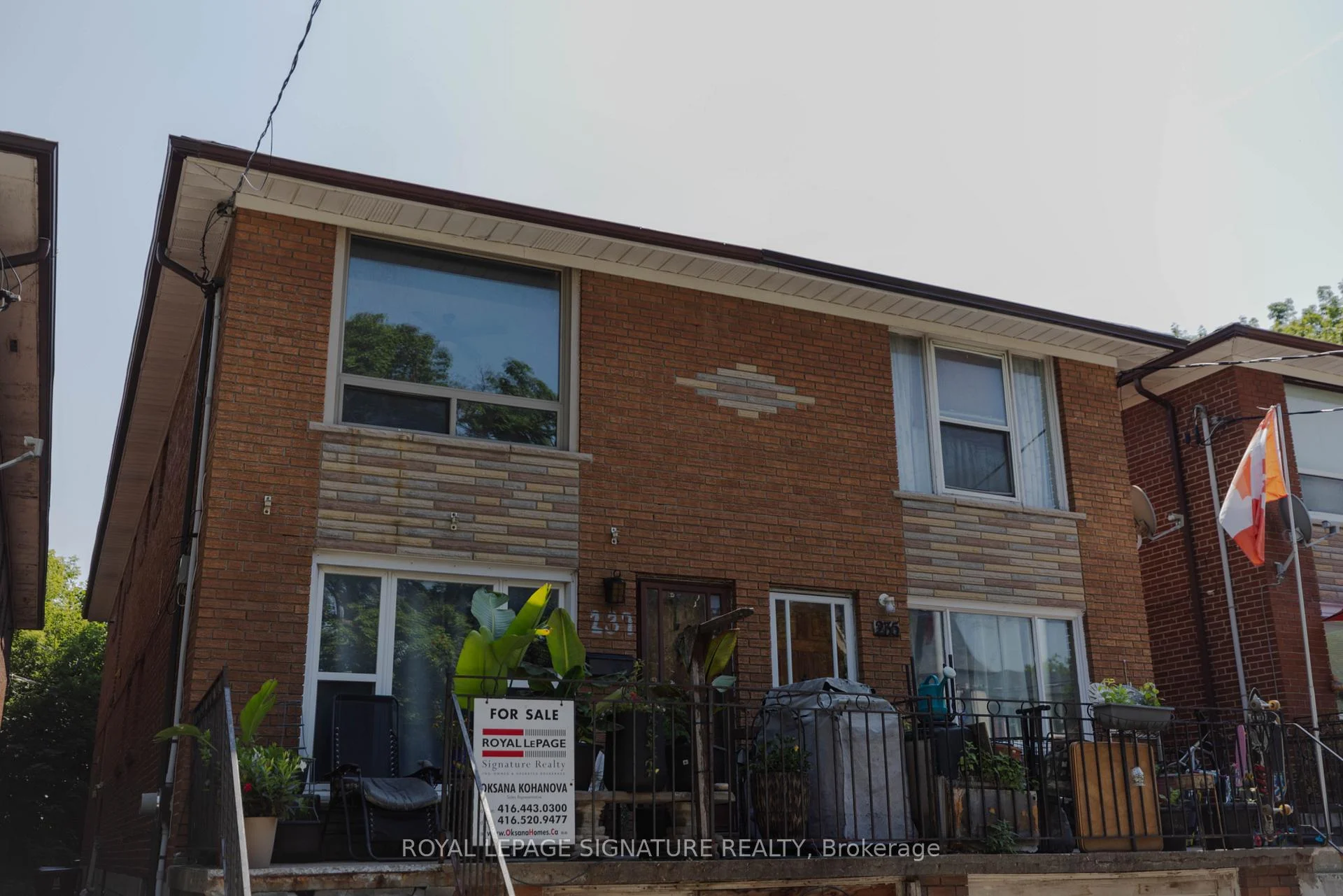 Photo 2 of 237 Pickering Street, Toronto, East End-Danforth — HOMEH