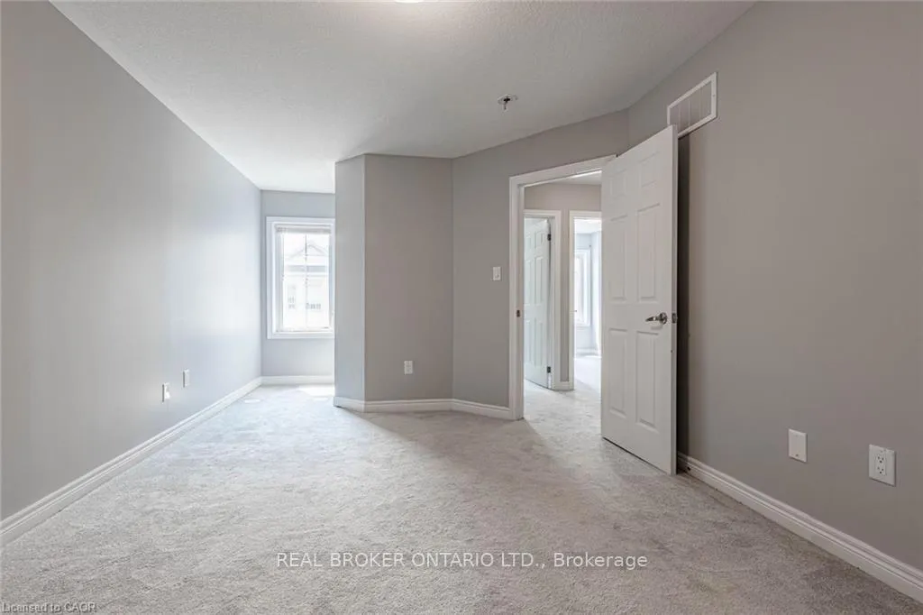 Photo 15 of Unit 31, 420 Linden Drive, Waterloo, Beechwood/University — HOMEH