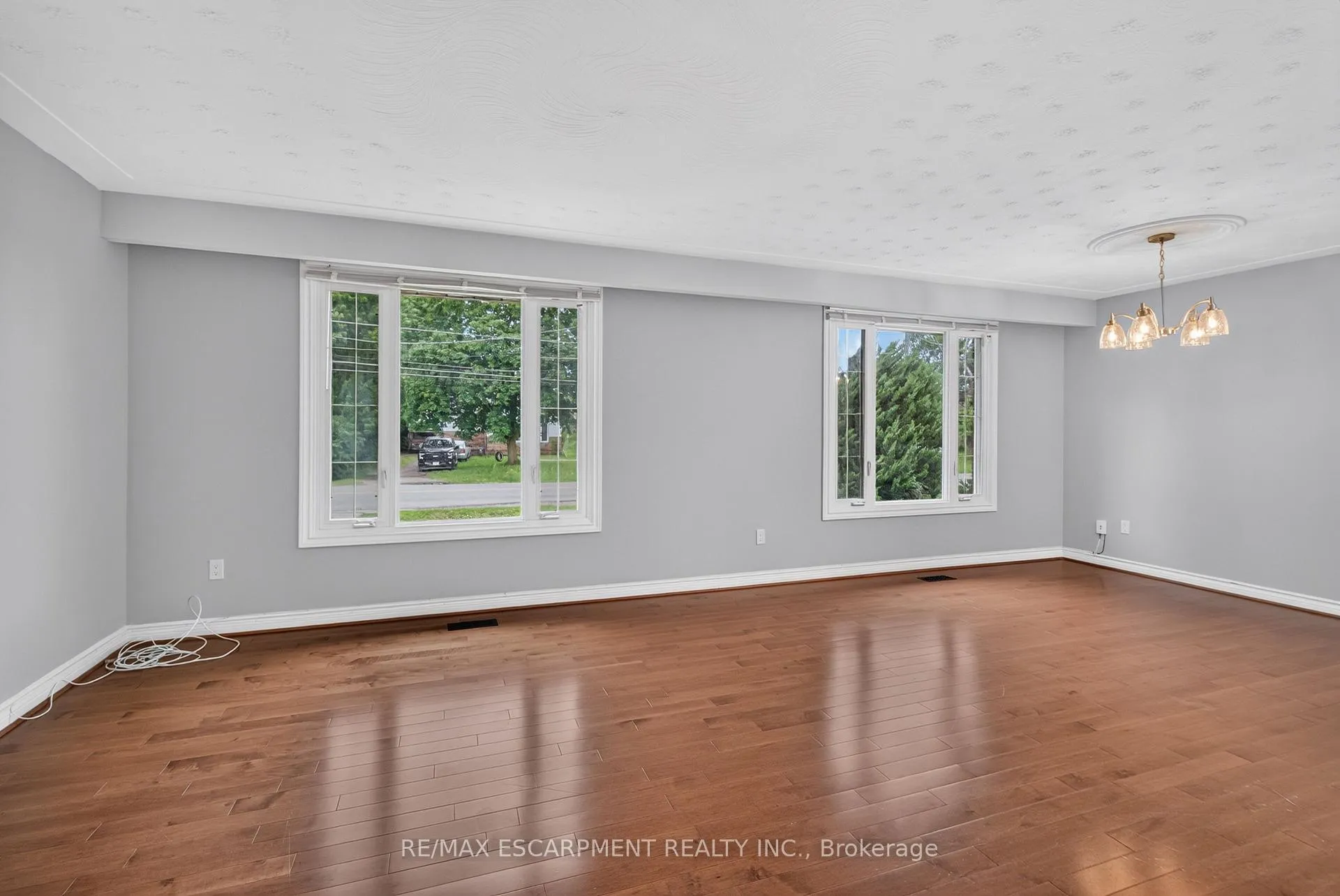 Photo 4 of Unit 1- UPPER, 294 Jones Road, Hamilton, Fruitland — HOMEH